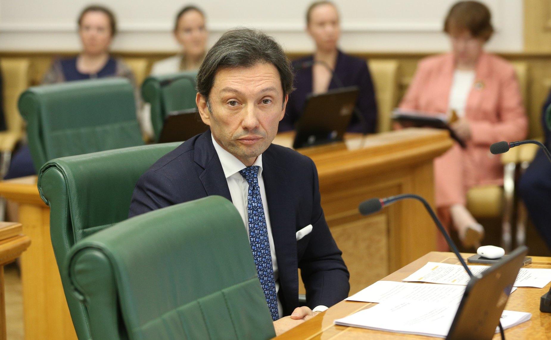 Внеочередное заседание Комитета СФ по конституционному законодательству и государственному строительству