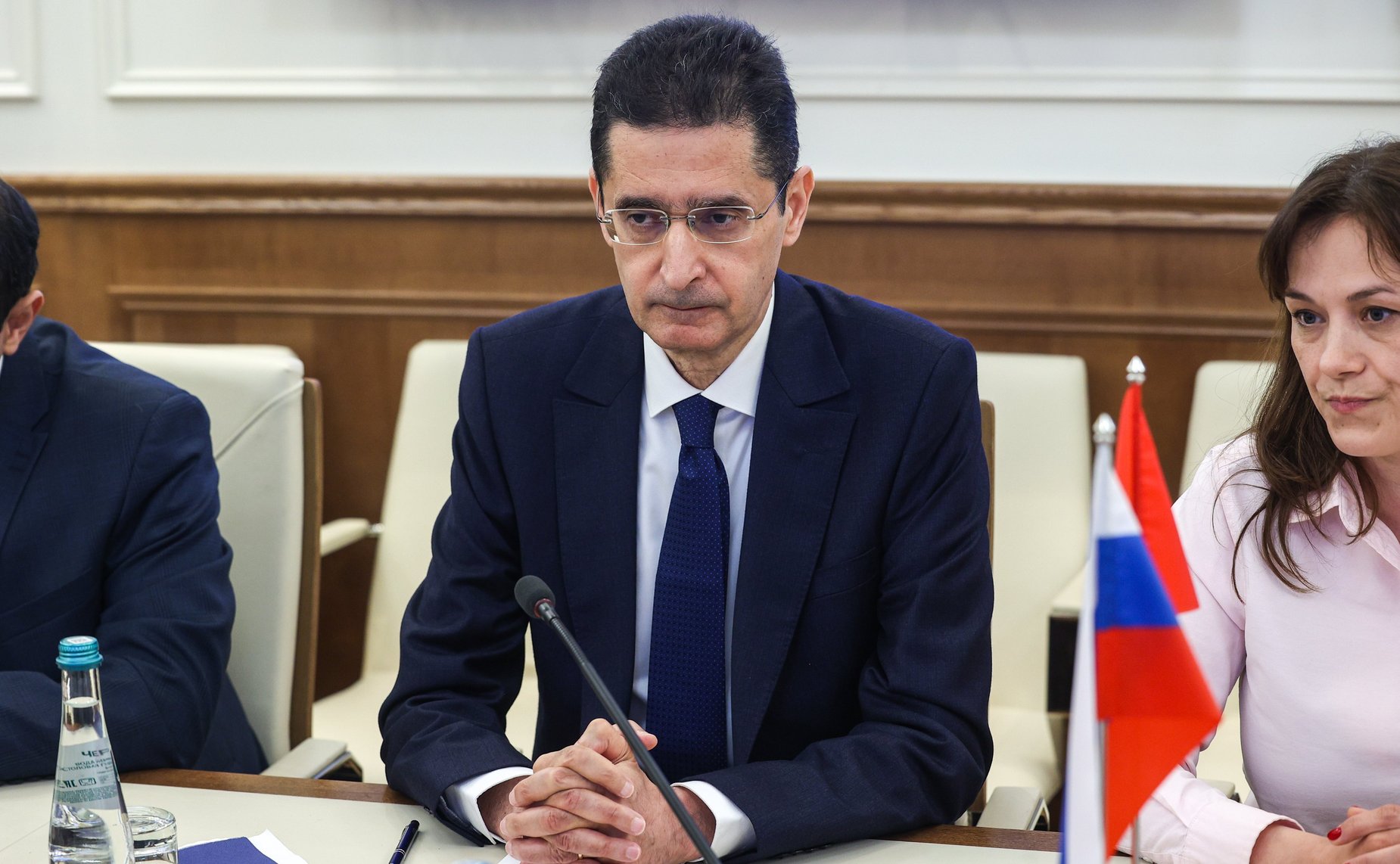 Александр Двойных провел встречу с Чрезвычайным и Полномочным Послом Королевства Марокко в Российской Федерации Лотфи Бушаарой