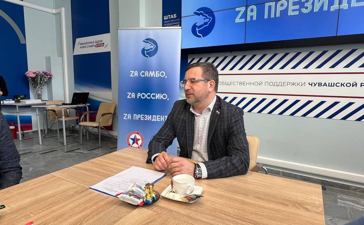 Николай Владимиров поздравил победителей Чемпионата и Первенства России по самбо