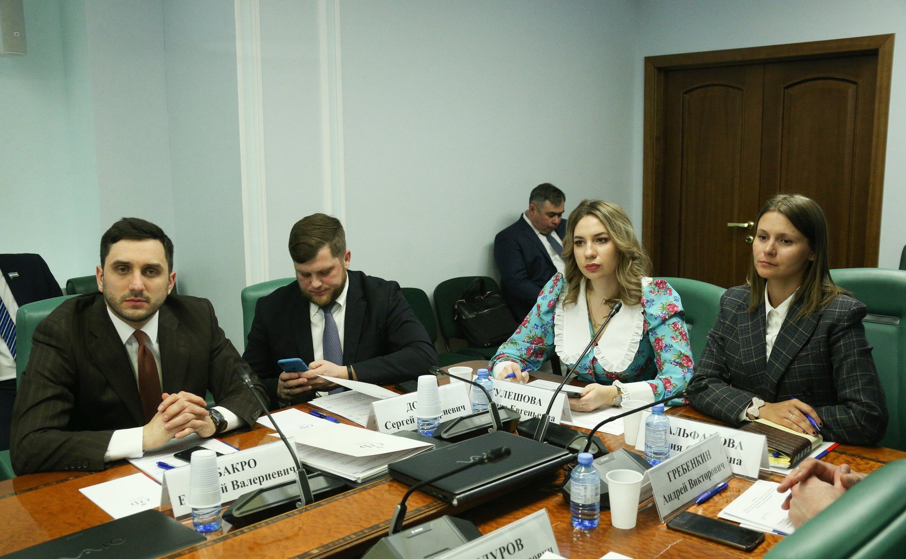 «Круглый стол» в рамках работы Палаты молодых законодателей при СФ