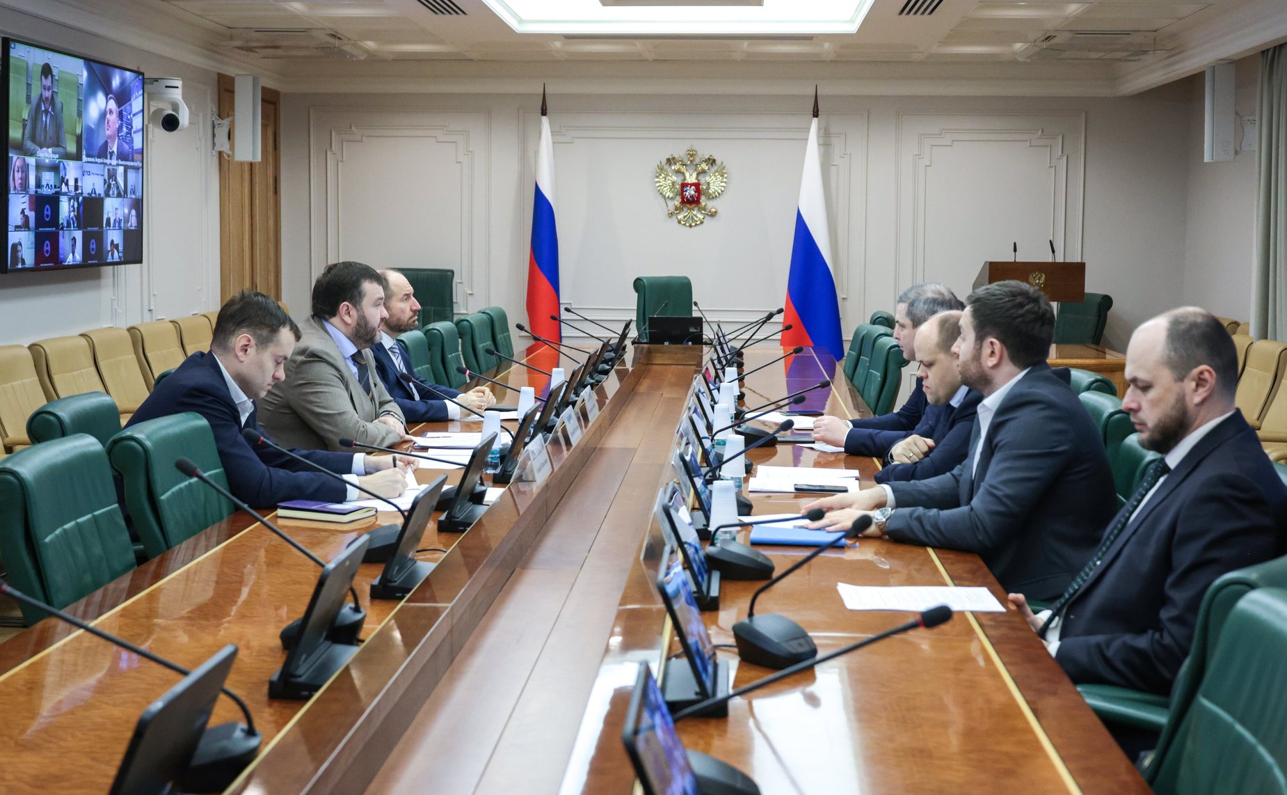 Совещание Комитета СФ по экономической политике «Развитие инфраструктуры поддержки субъектов малого и среднего предпринимательства в воссоединенных субъектах РФ»