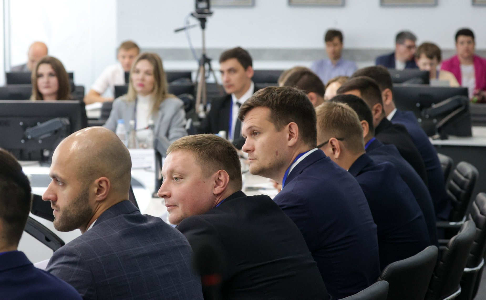 Совместное заседание руководящих органов Молодежного совета (парламента) при Национальном собрании Республики Беларусь и Палаты молодых законодателей при Совете Федерации (Фото Пресс-служба Совета Республики Беларусь)