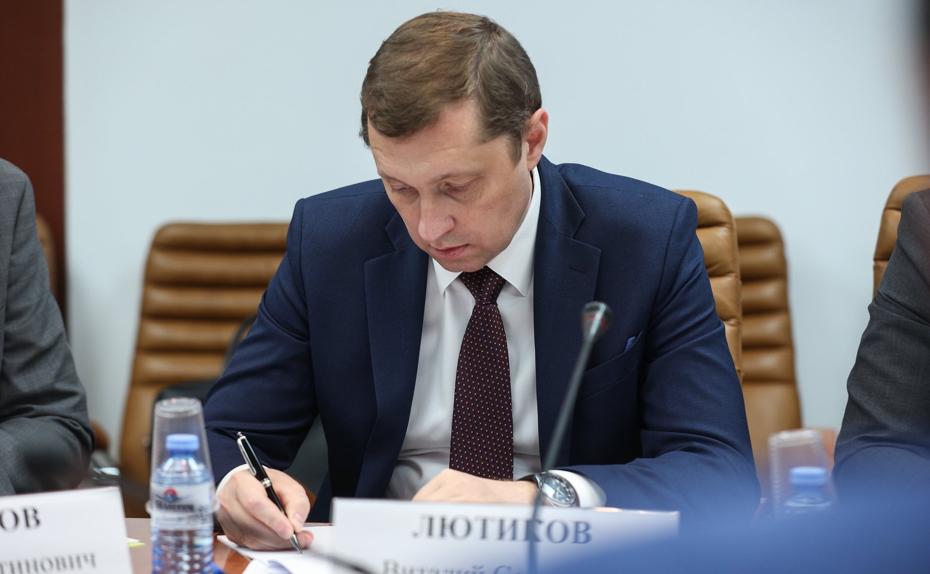 Круглый стол Комитета СФ по конституционному законодательству и государственному строительству совместно с Советом по развитию цифровой экономики при СФ