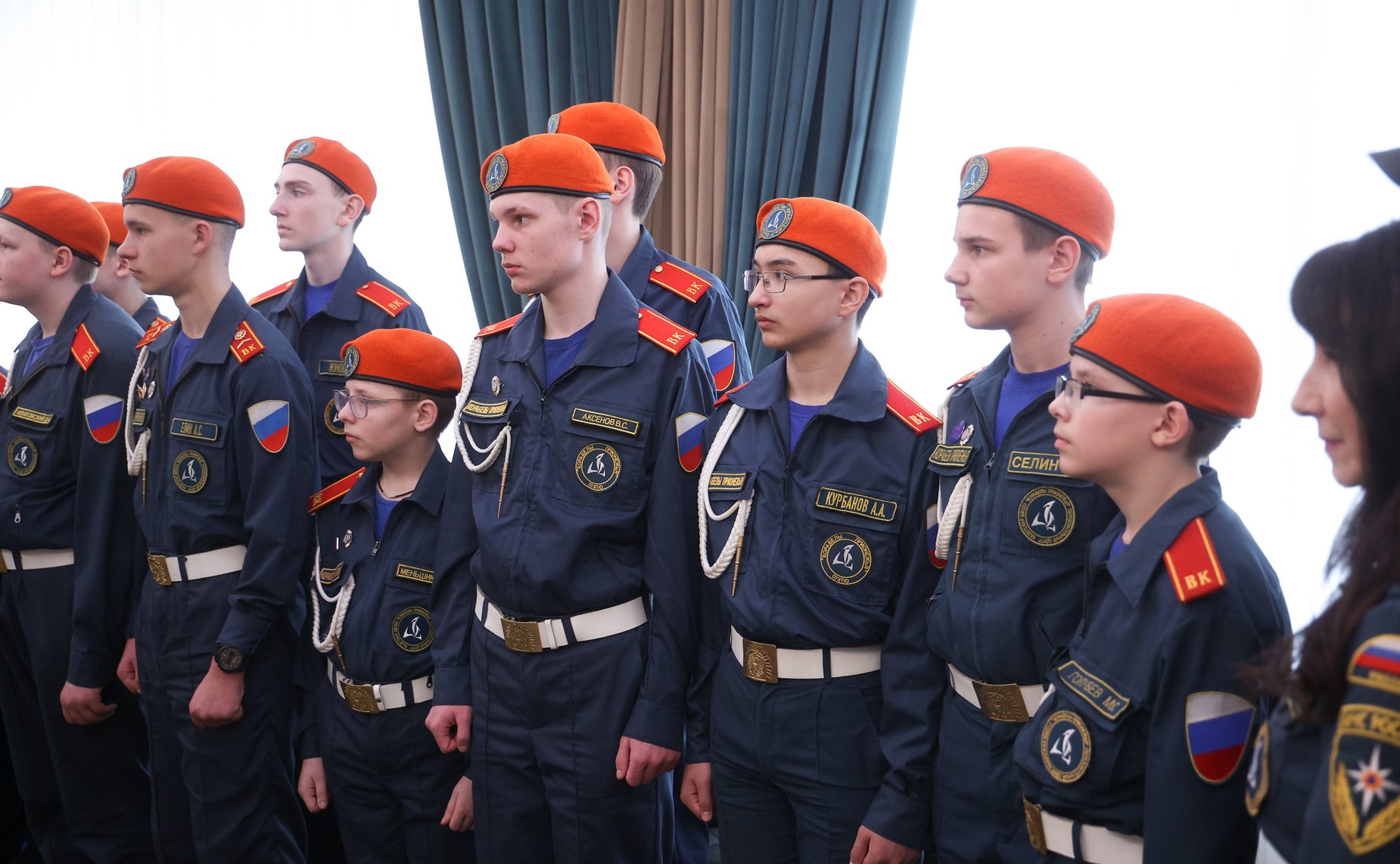 Встреча заместителя Председателя Совета Федерации Юрия Воробьева с кадетами Образовательного центра-кадетской школы «Корабелы Прионежья»