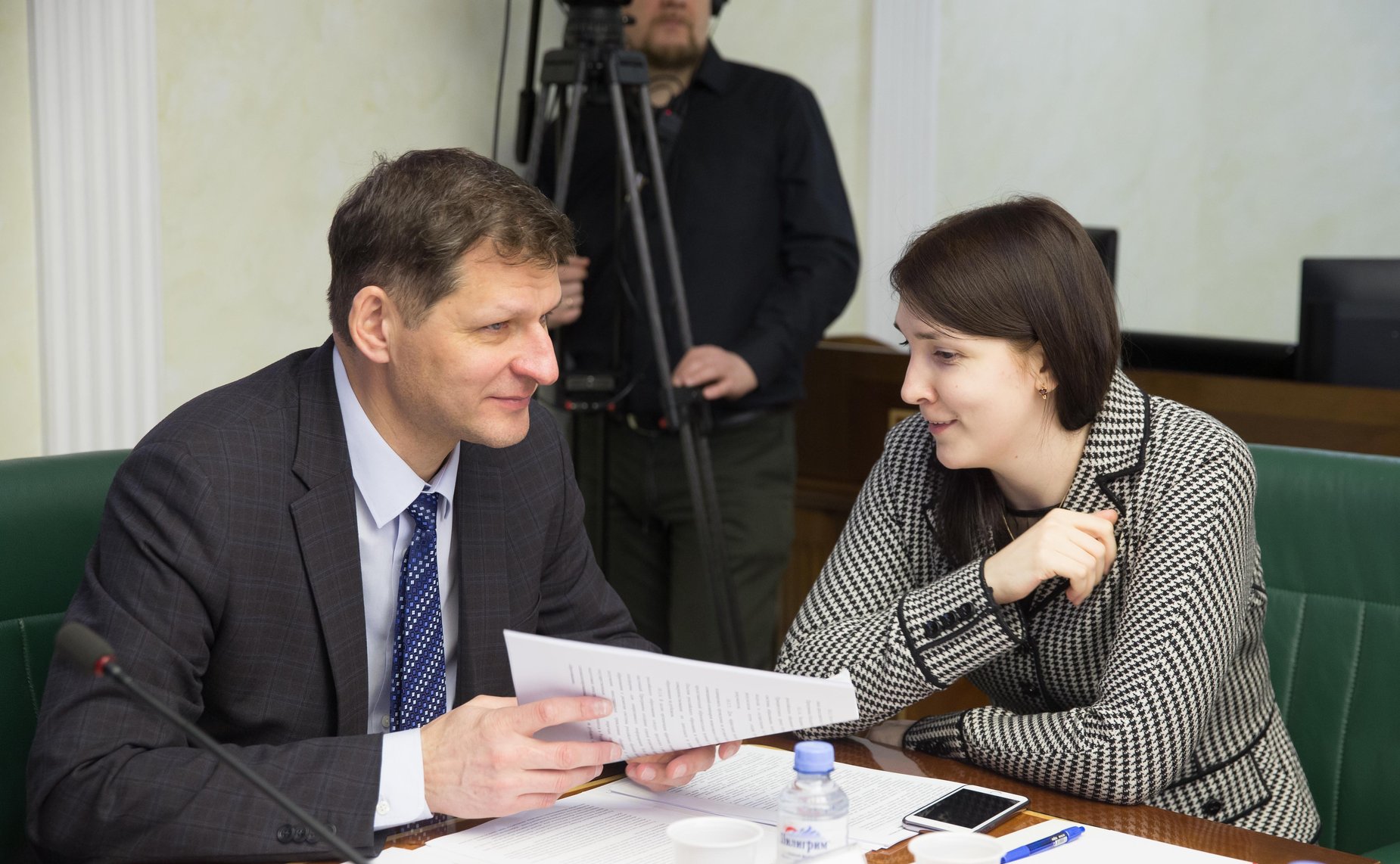 «Круглый стол», посвященный актуальным вопросам совершенствования механизмов по увеличению числа граждан, обучающихся в вузах России