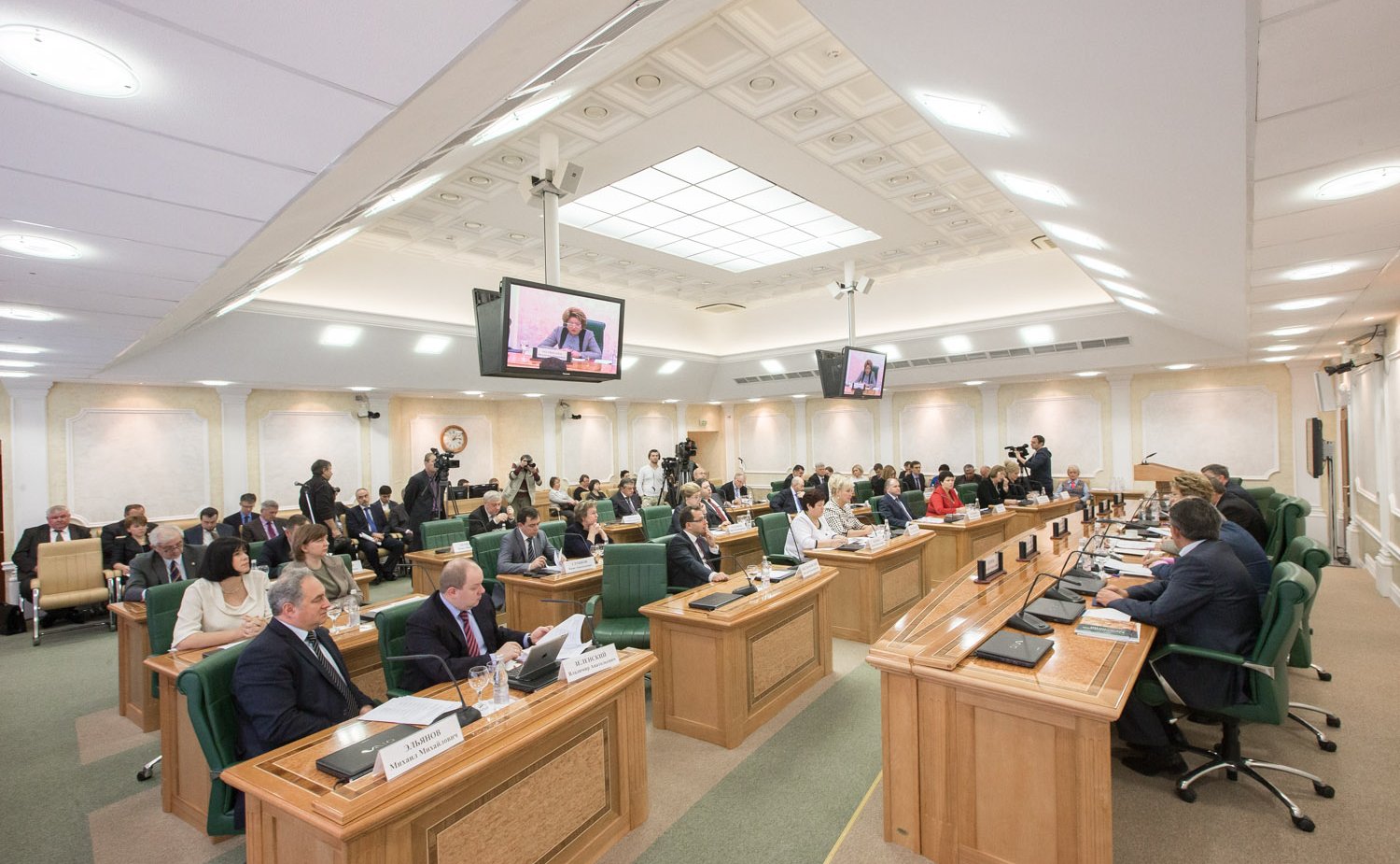 В Совете Федерации прошло заседание Научно-экспертного совета при Председателе СФ на тему «Повышение эффективности системы здравоохранения. Внедрение оценки медицинских технологий»