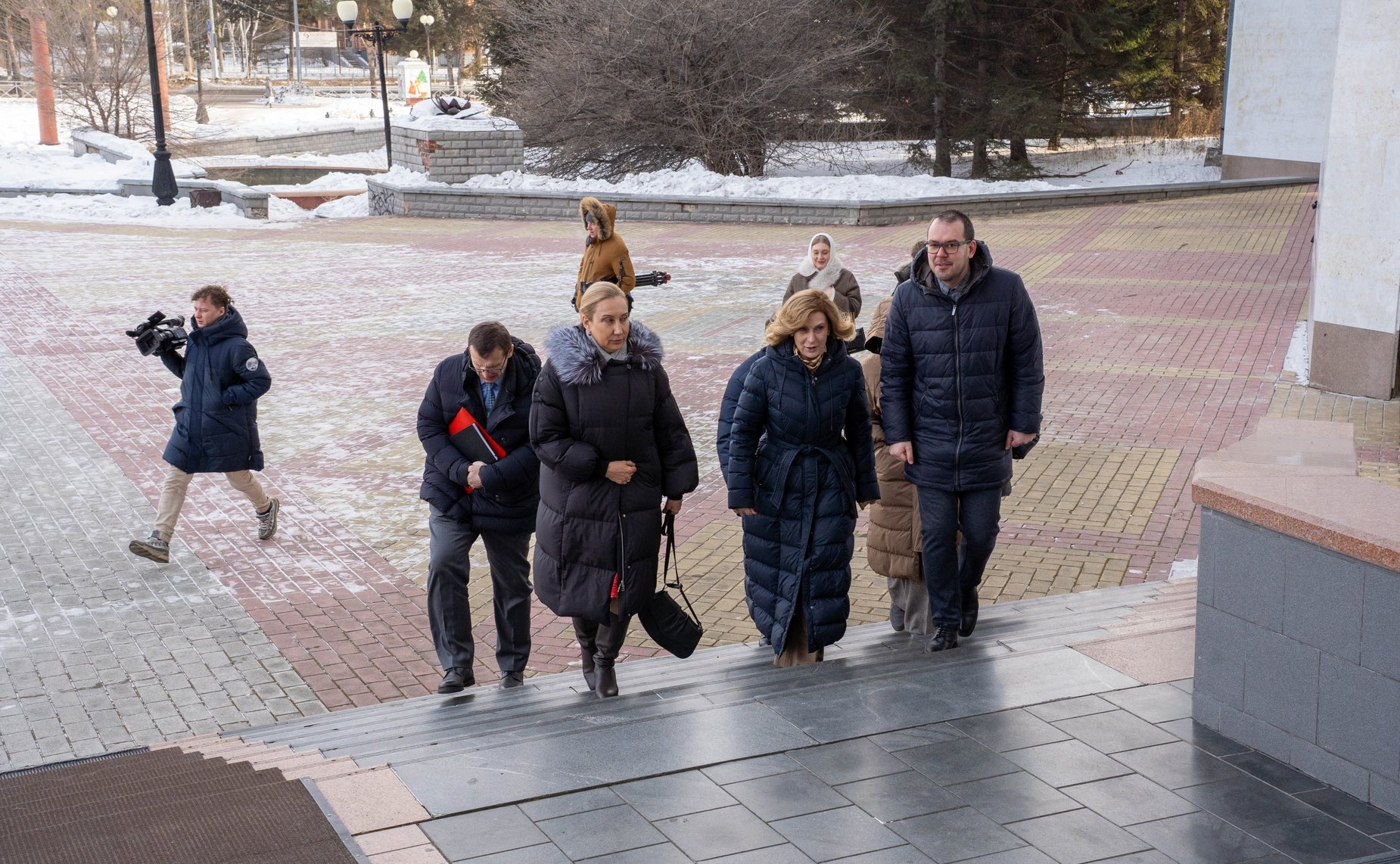 Сенаторы посетили творческо-производственный кластер «Сигнальная» и ознакомились с проектом «ОзаряйЕАО»