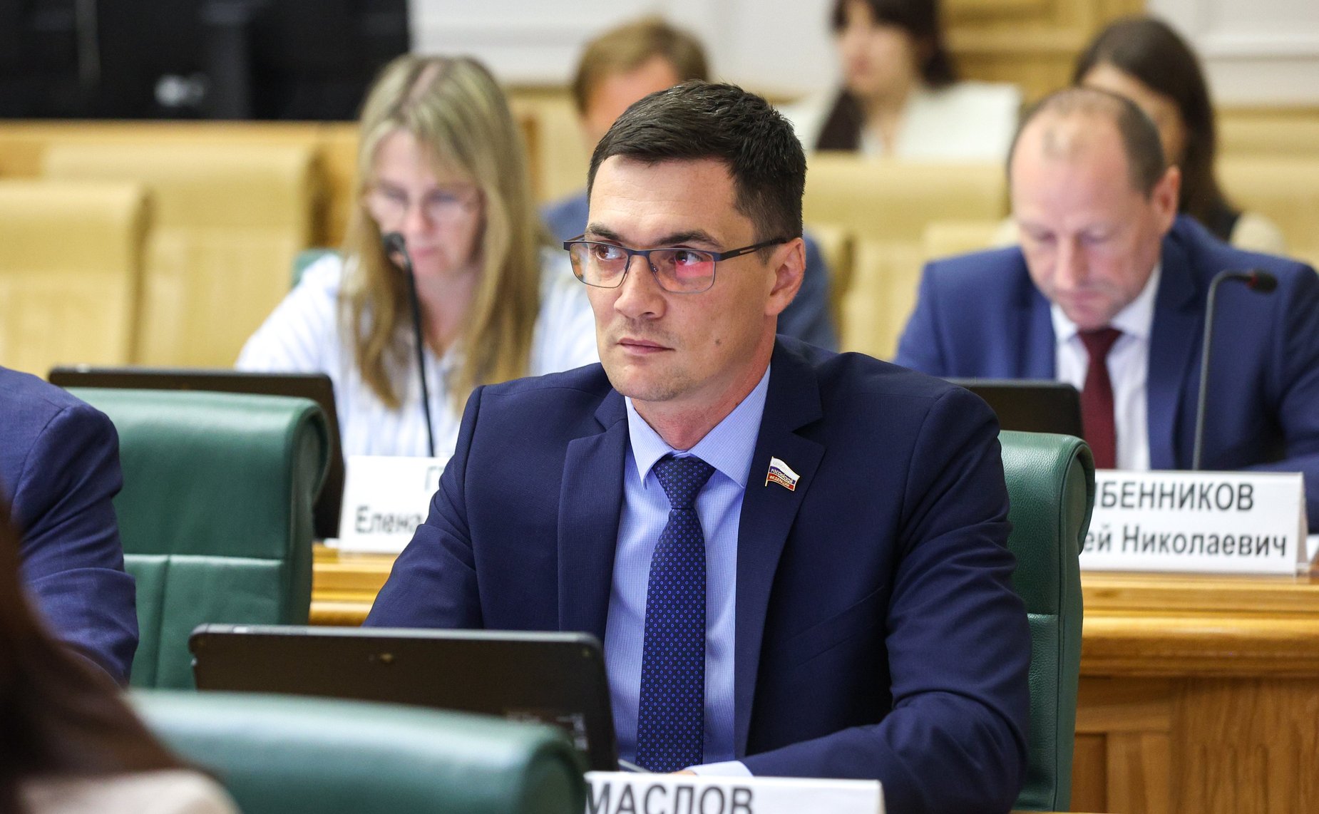 Роман Маслов