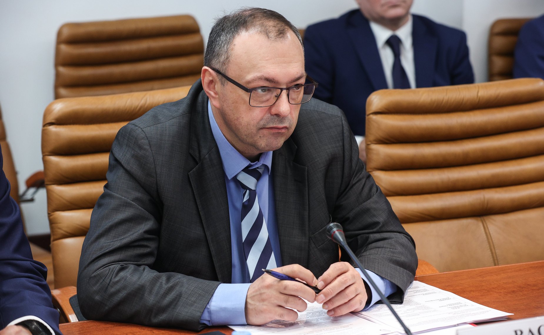 Круглый стол Комитета СФ по социальной политике, посвященный социальной реабилитации, социальной и трудовой реинтеграции лиц, осуществлявших незаконное потребление наркотических средств, психотропных веществ