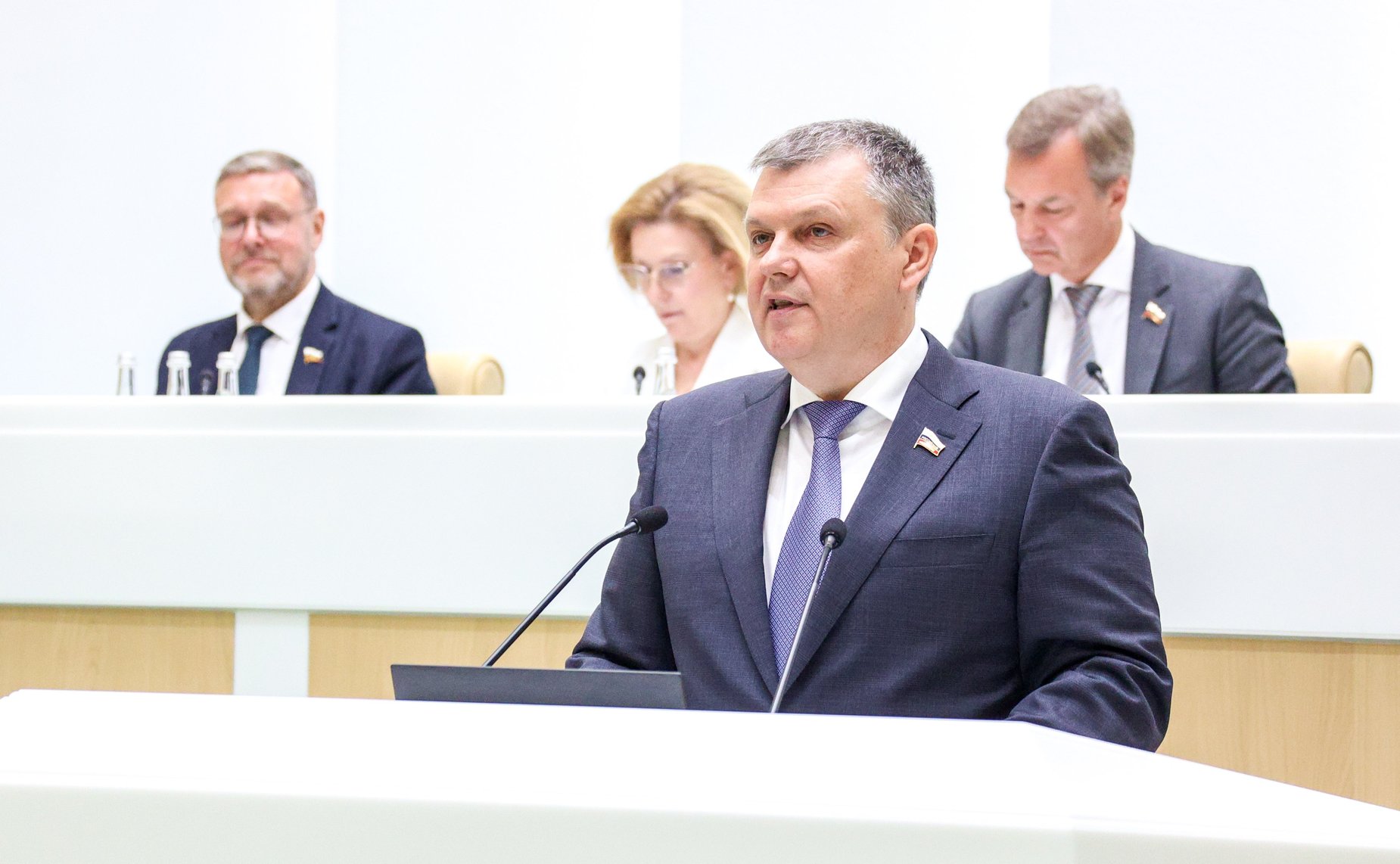 Александр Наролин