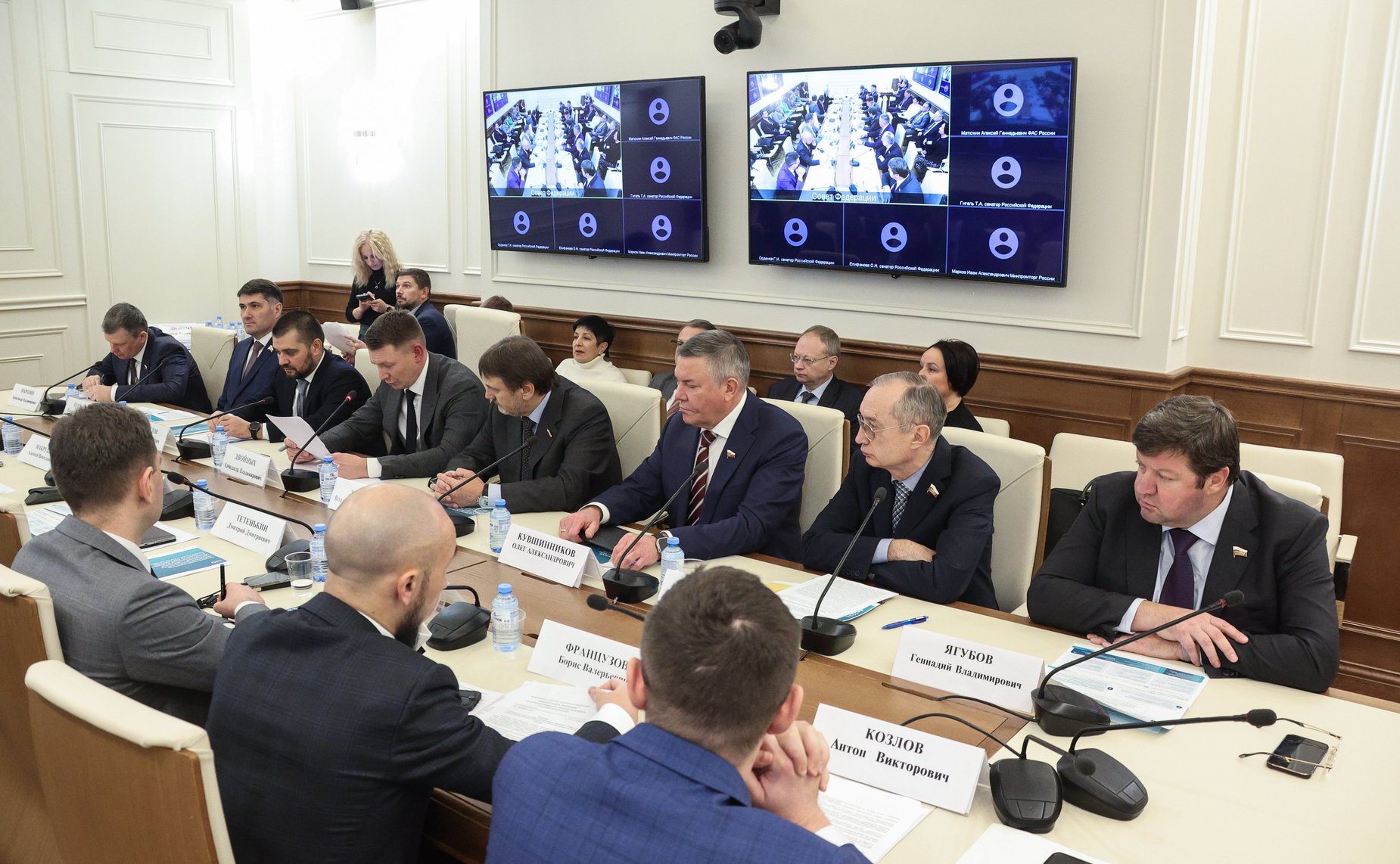 Расширенное заседание Комитета СФ по аграрно-продовольственной политике и природопользованию по проблемным вопросам реформирования сферы обращения с твердыми коммунальными отходами в субъектах РФ