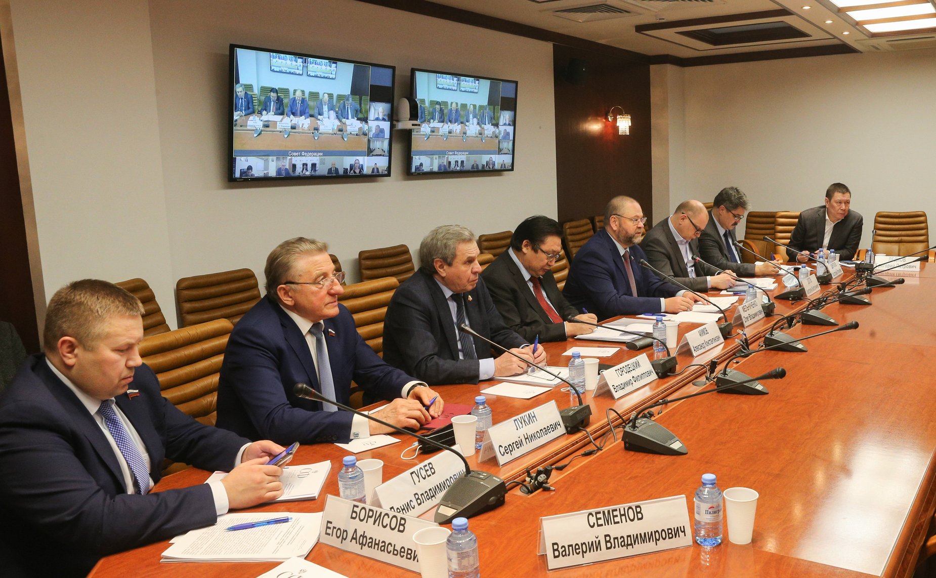 «Круглый стол» Комитета СФ по федеративному устройству, региональной политике, местному самоуправлению и делам Севера