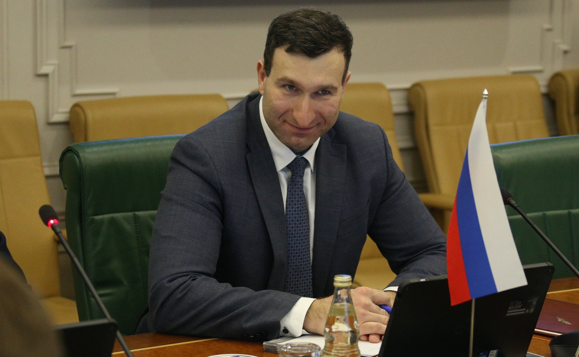 Встреча председателя Комитета СФ по международным делам Григория Карасина с Чрезвычайным и Полномочным Послом Республики Молдова в РФ Л. Дарием