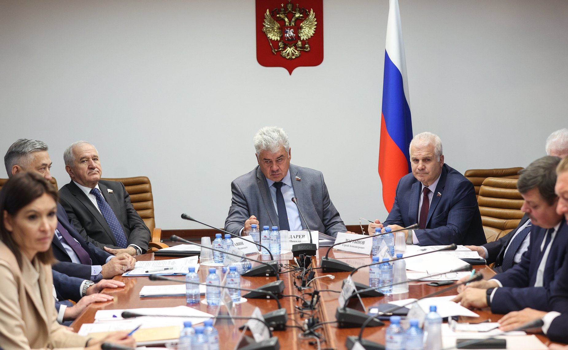 Совещание Комитета СФ по обороне и безопасности совместно с Комитетом СФ по экономической политике «О возможном сокращении переходного периода замены государственных регистрационных знаков автомобилей в ДНР, ЛНР, Запорожской и Херсонской областях»