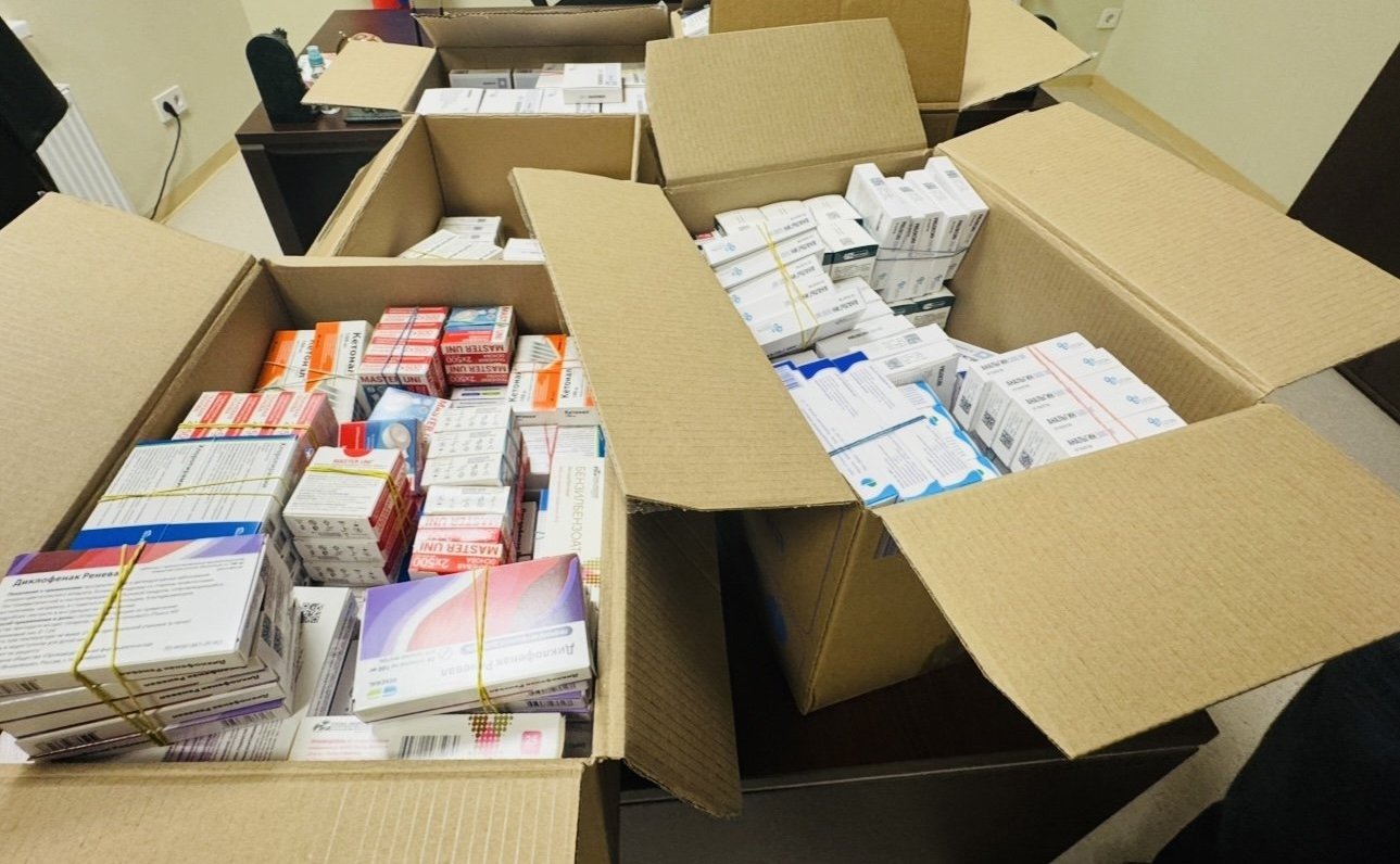 Игорь Кастюкевич передал в Новокаховский округ лекарственные препараты