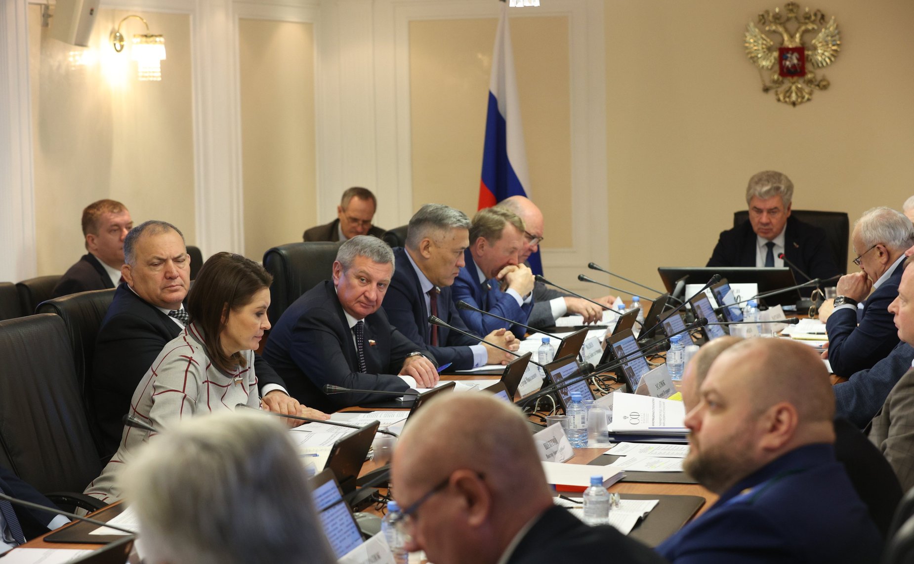 Круглый стол Комитета СФ по обороне и безопасности совместно с Комитетом СФ по международным делам