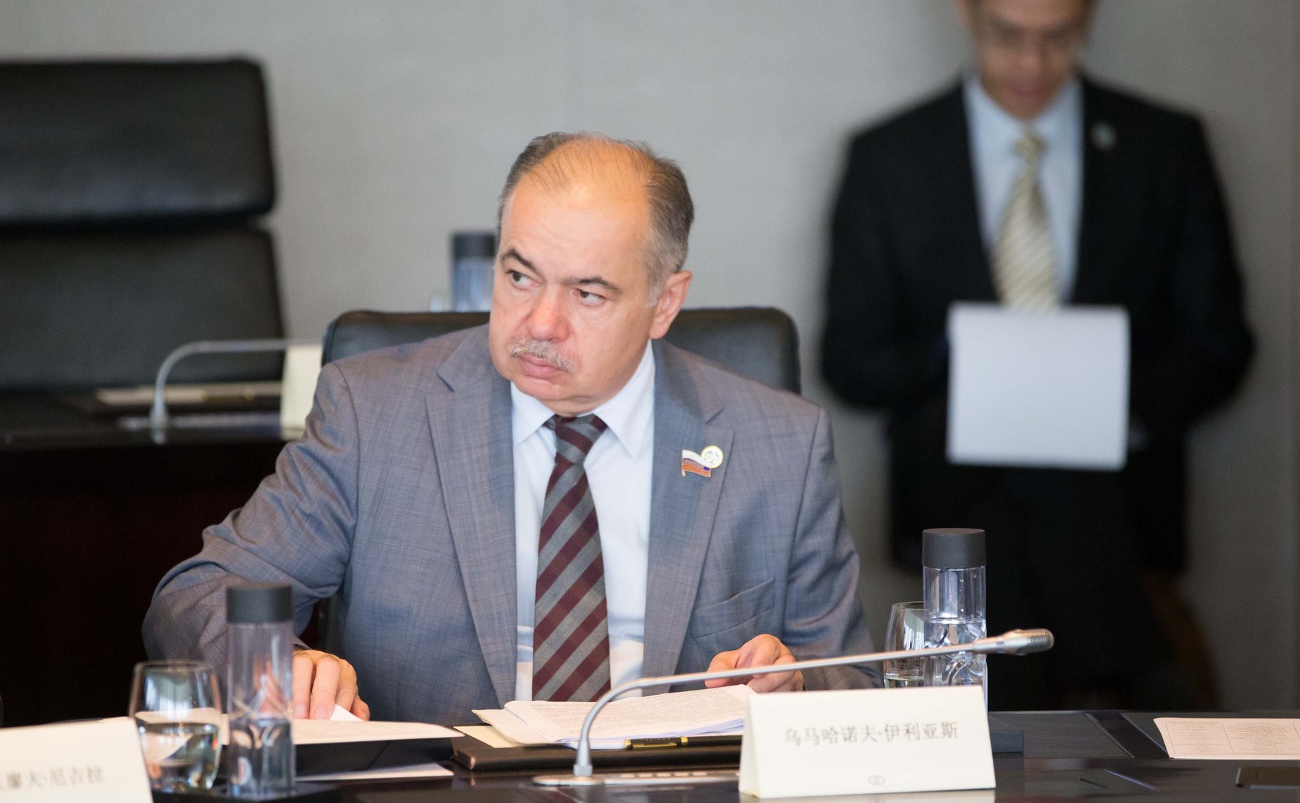 Визит делегации Совета Федерации в Китай-3 Умаханов