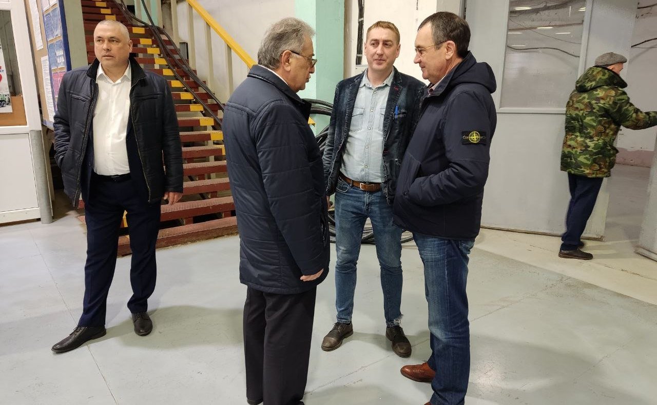 Николай Федоров посетил Шумерлинский комбинат автофургонов