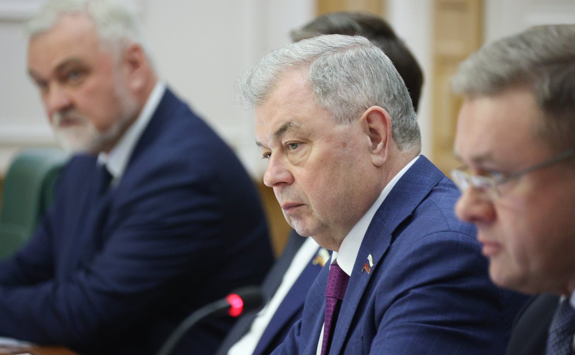 Анатолий Артамонов