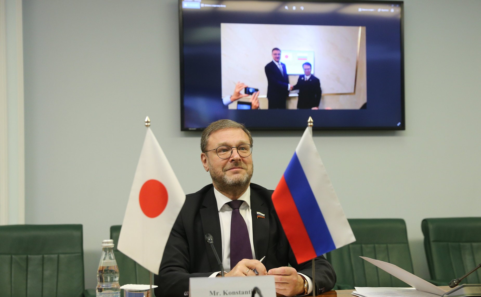 Встреча Константина Косачева с председателем Дискуссионного клуба ЛДП Палаты советников Парламента Японии Хиросигэ Сэко