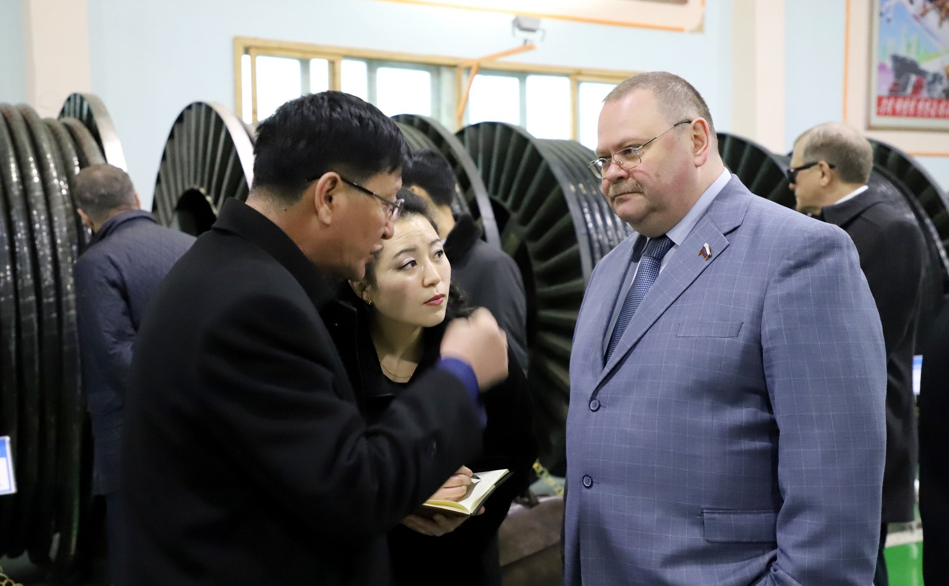 Посещение Пхеньянского завода по производству электрокабеля