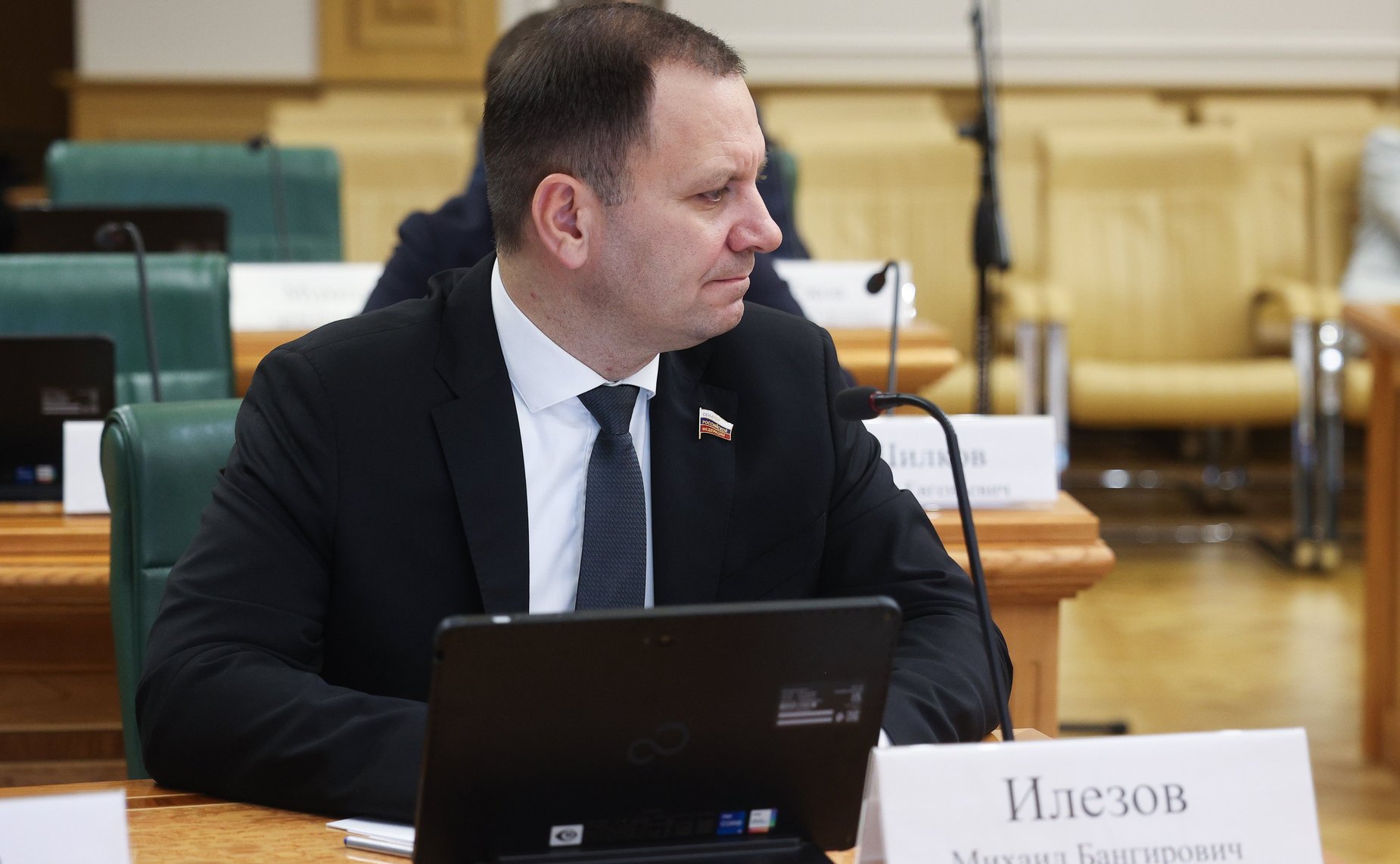 Михаил Илезов