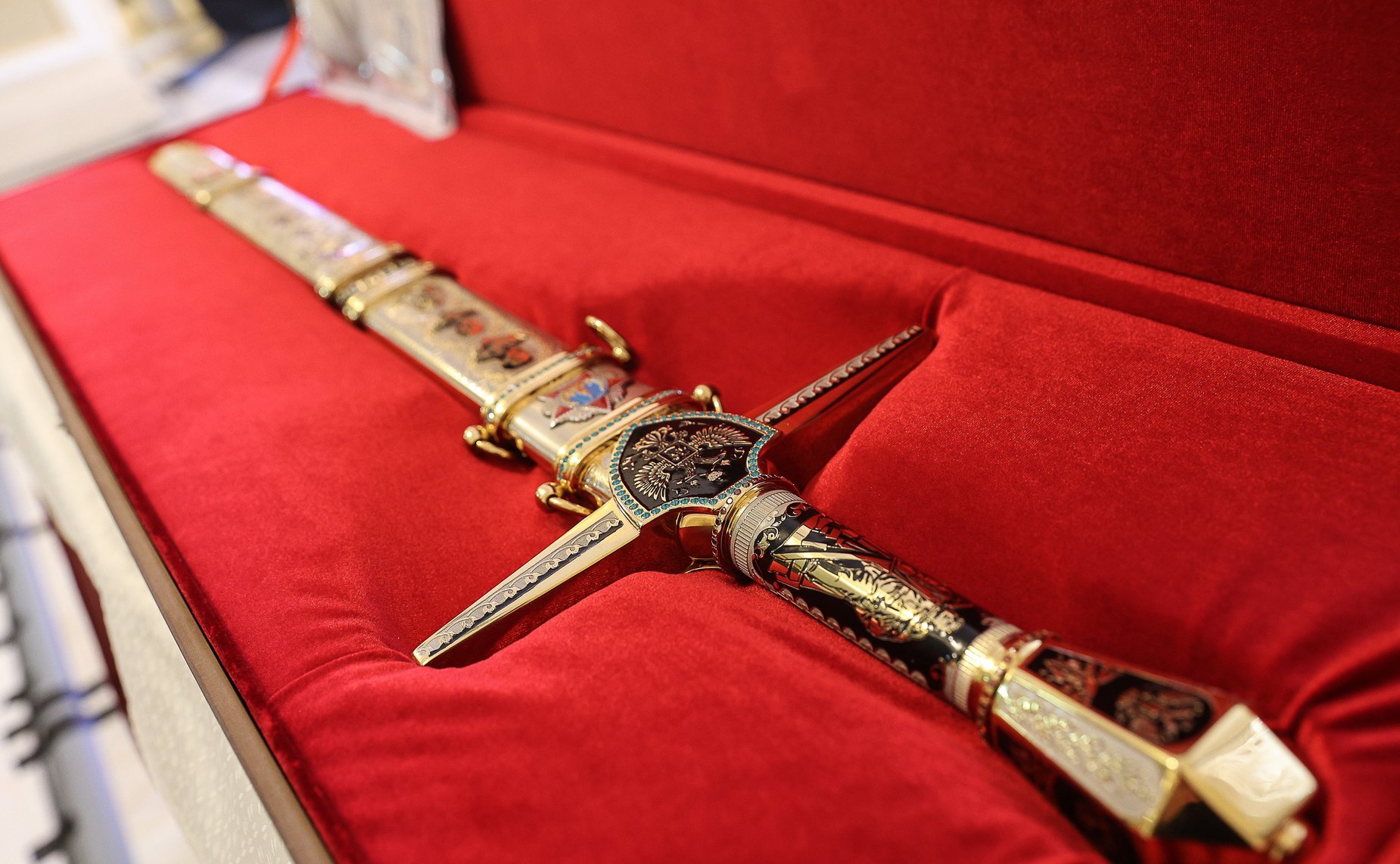 В Совете Федерации прошла торжественная церемония вручения «Мечей Победы» городам воинской славы Мариуполю и Мелитополю