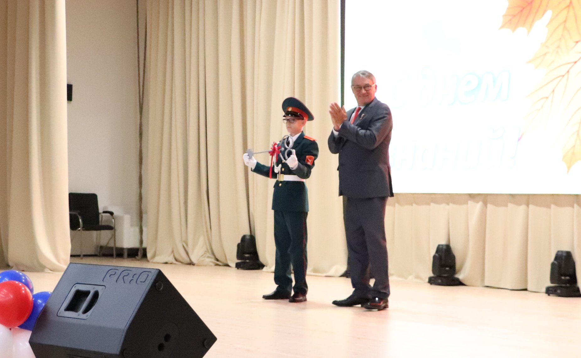 Юрий Воробьев принял участие в торжественной линейке, посвященной Дню знаний в кадетской школе «Корабелы Прионежья»