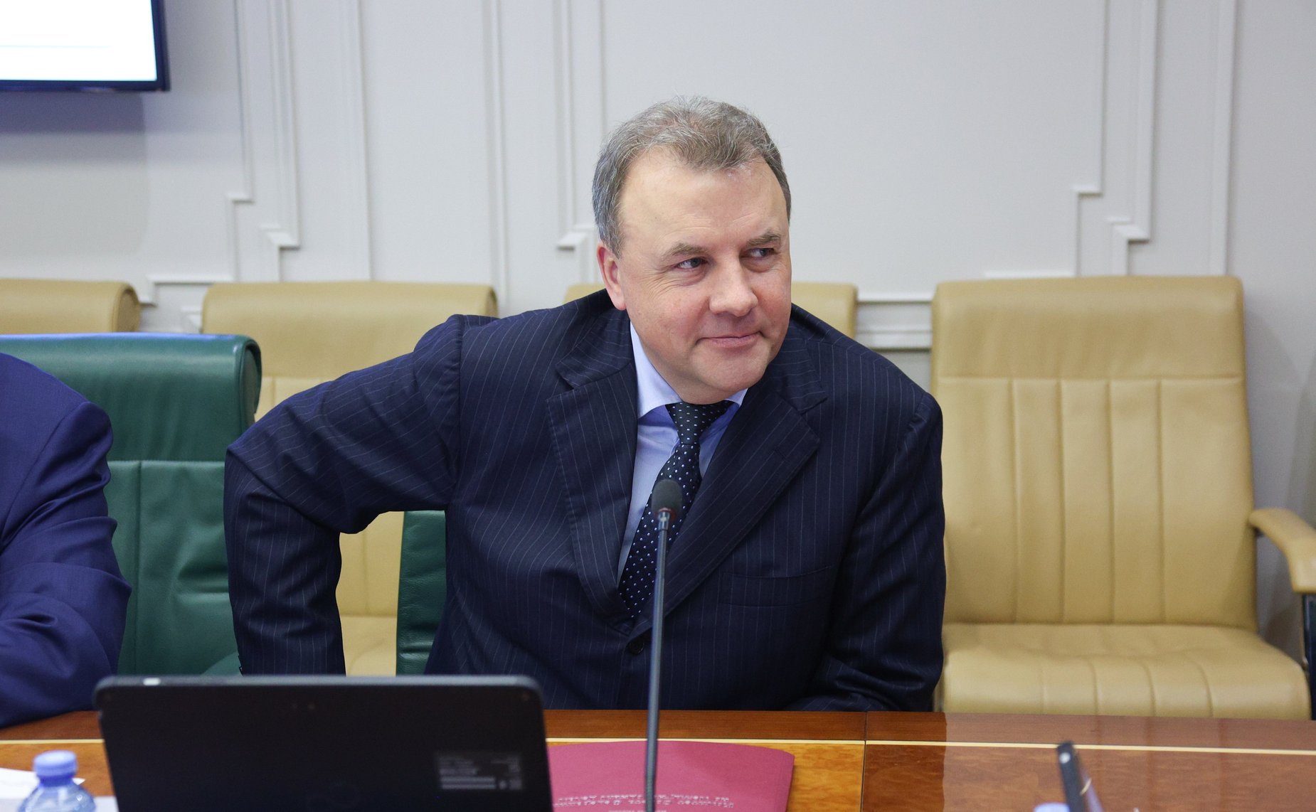 Артур Муравьев