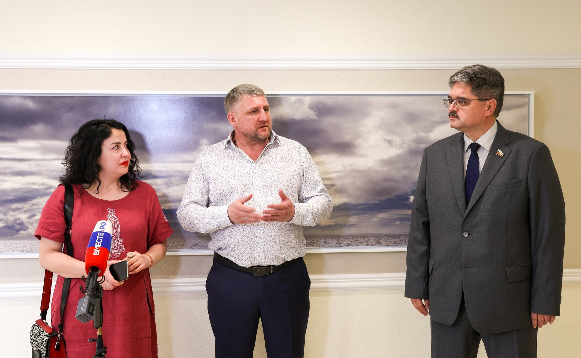 Открытие в Совете Федерации выставки творческих работ президента Международного союза художников-анималистов Сергея Ильинского-Акулова