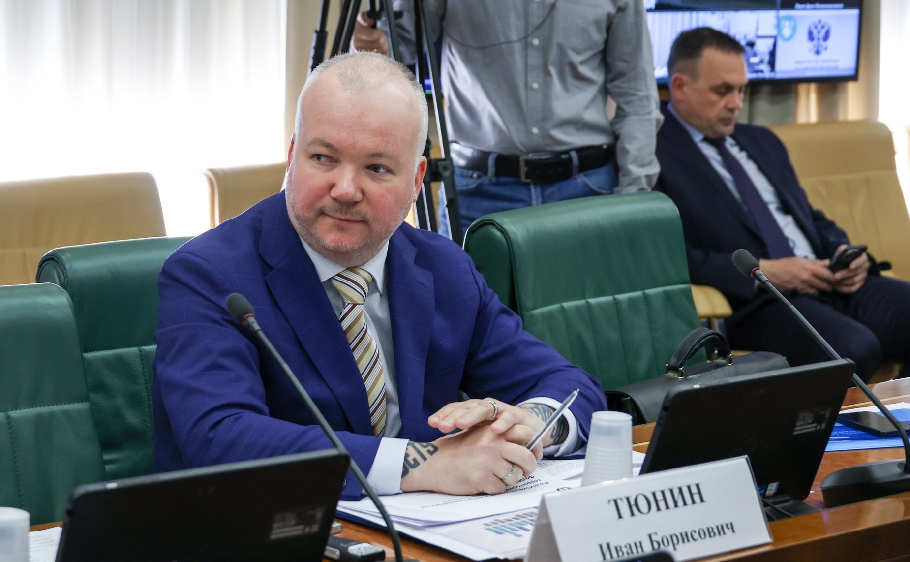 Круглый стол на тему «Сбалансированное развитие энергетического комплекса на территории Дальневосточного федерального округа с учетом перехода на механизмы конкурентного рынка в условиях роста спроса на электрическую энергию»