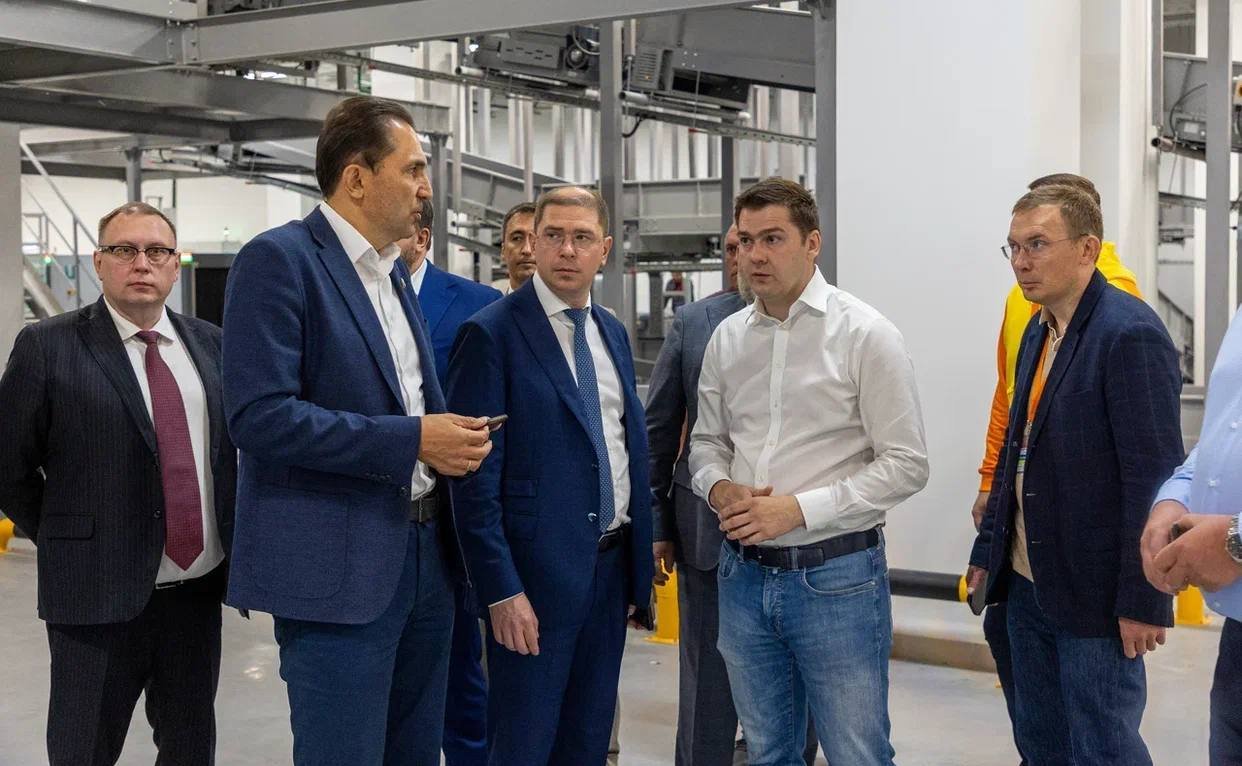 Андрей Хапочкин посетил новый аэровокзальный комплекс в Южно-Сахалинске