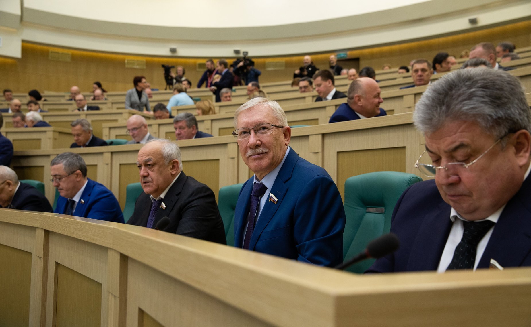 Олег Морозов