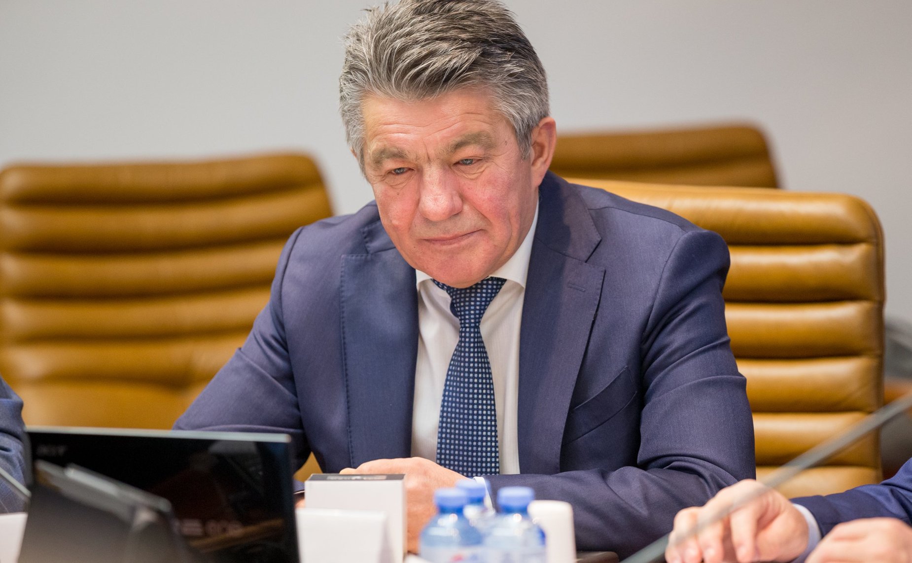 Виктор Озеров