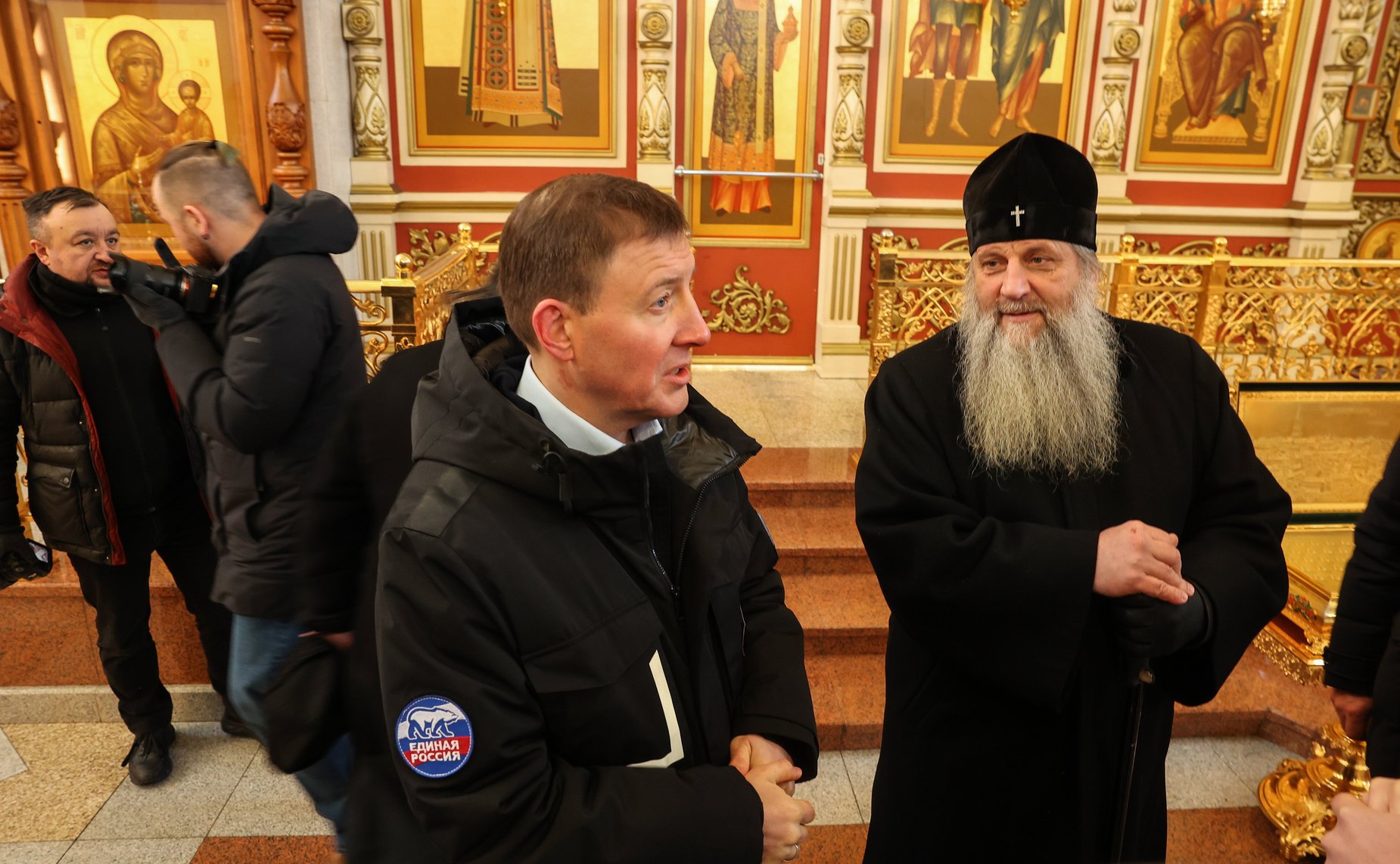 Андрей Турчак вместе с Михаилом Дегтяревым посетили храм Мемориального комплекса