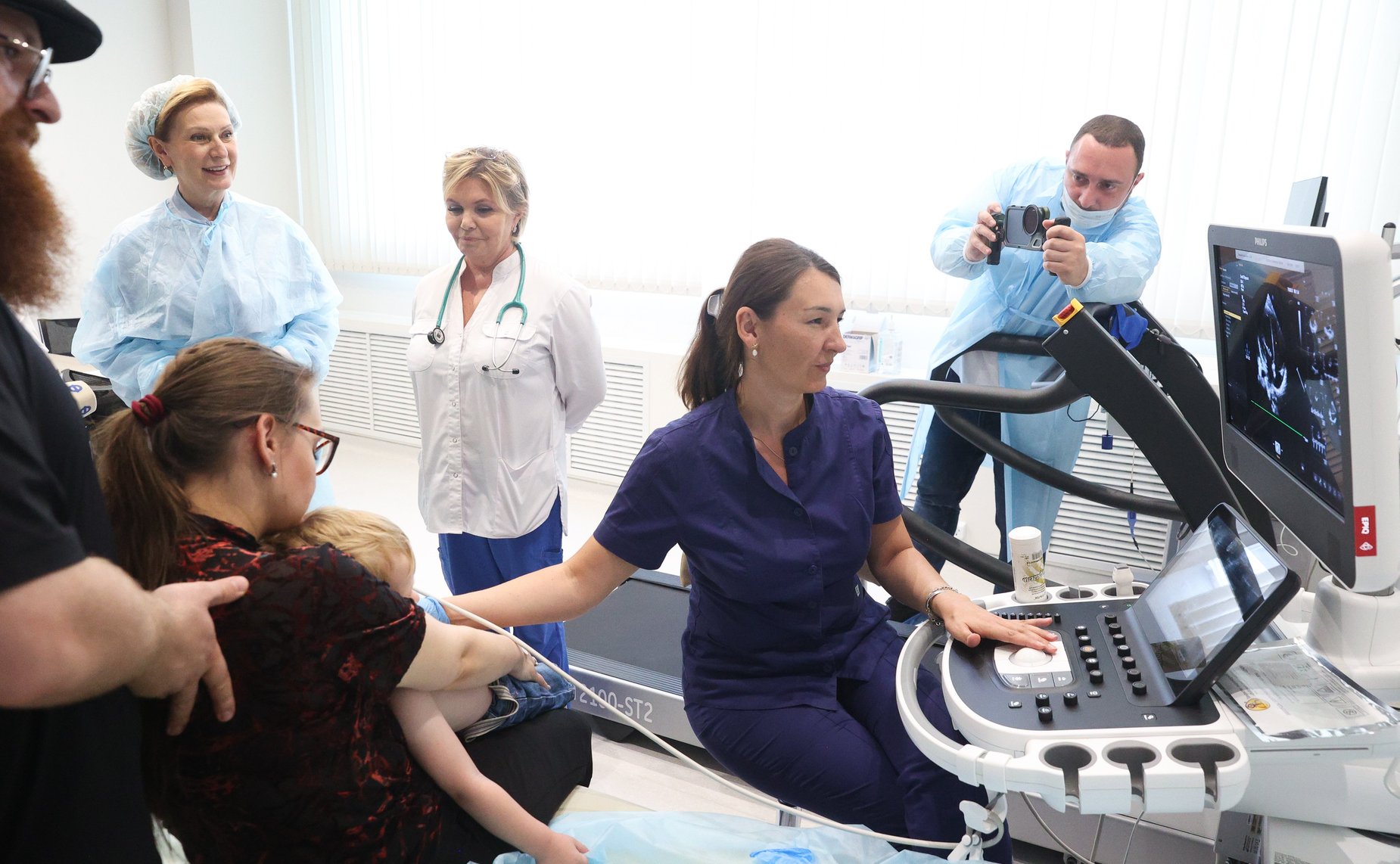 Заместитель Председателя Совета Федерации Инна Святенко посетила отделения ФГБУ «НМИЦ ССХ им. А.Н. Бакулева» Минздрава России