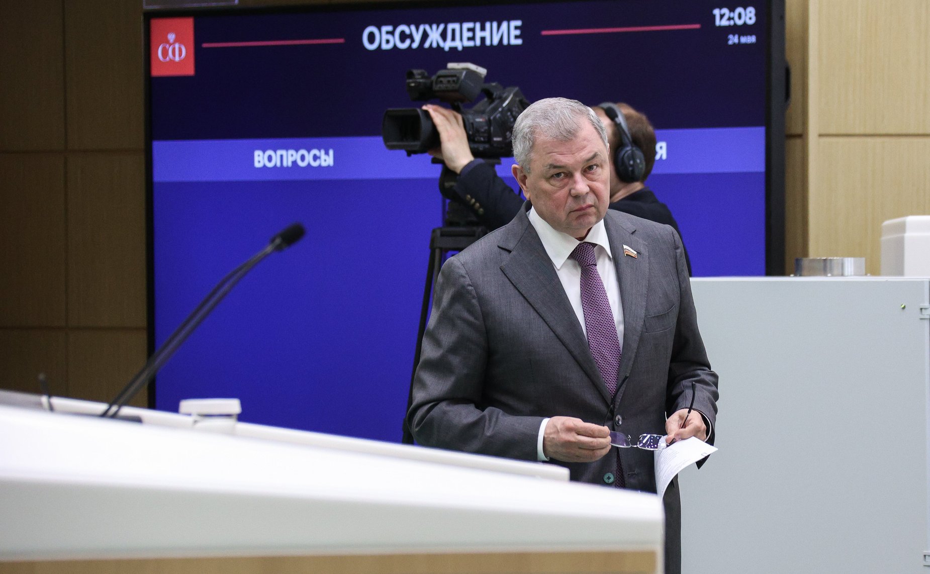 Анатолий Артамонов