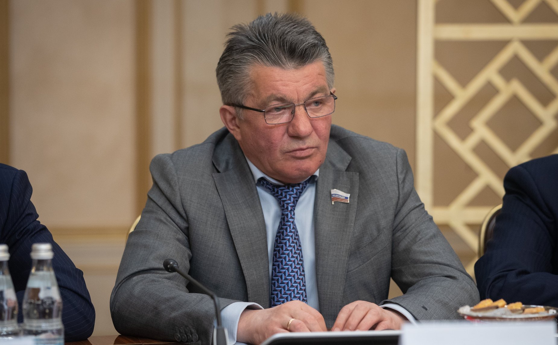 Виктор Озеров