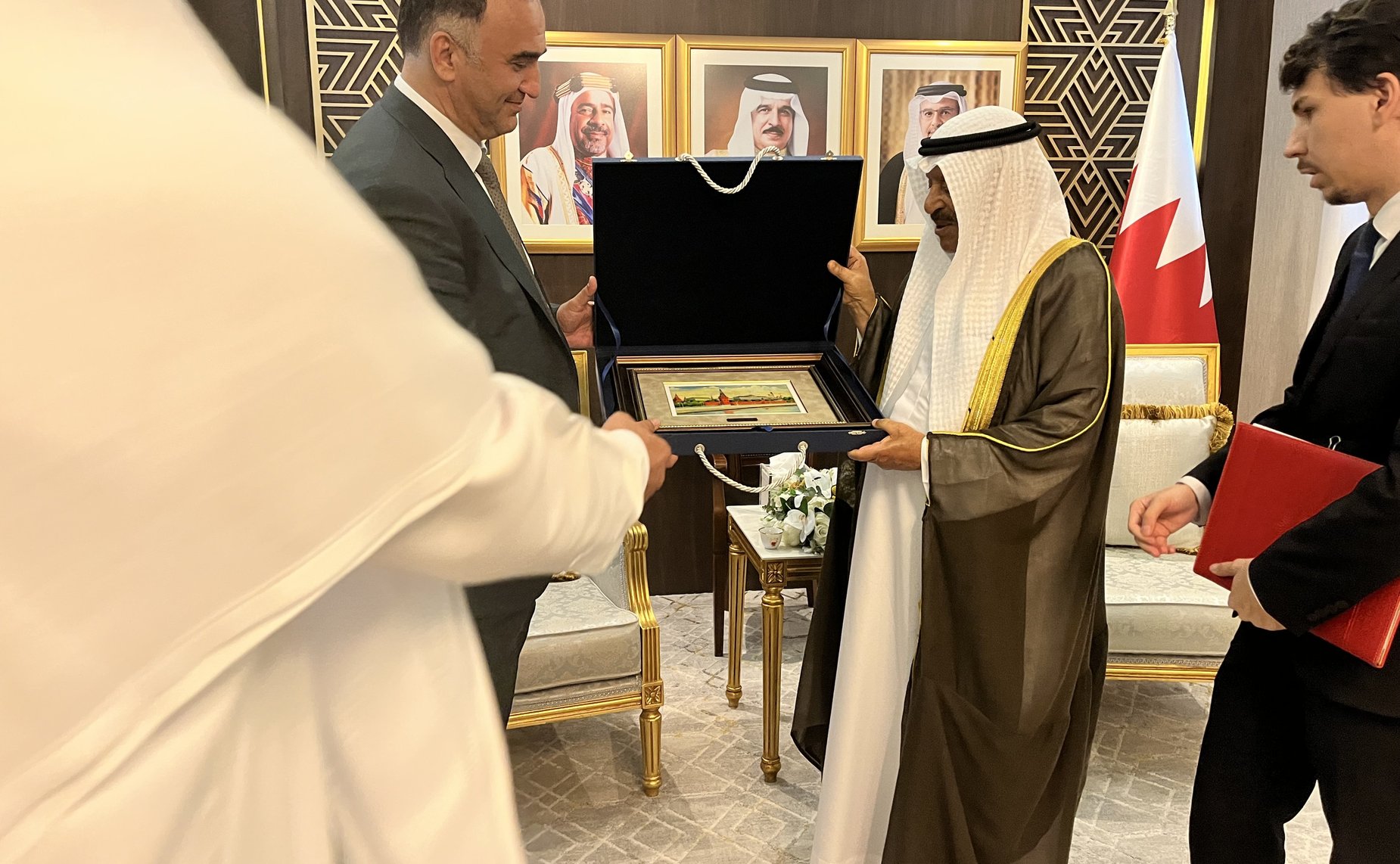 Делегация группы по сотрудничеству Совета Федерации с Консультативным советом Национального собрания Королевства Бахрейн была принята Председателем Консультативного совета Национального собрания Королевства Бахрейн Али Бен Салехом Ас-Салехом