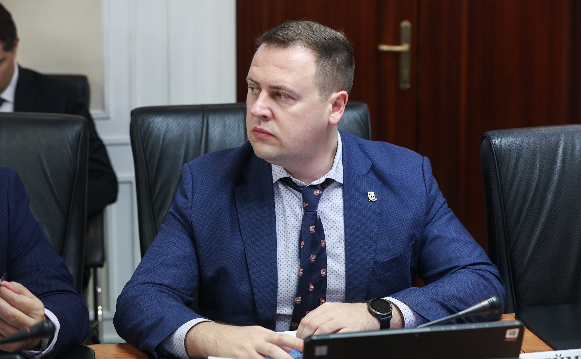 Круглый стол Комитета СФ по бюджету и финансовым рынкам «О влиянии специальных налоговых режимов на развитие предпринимательства в производственной сфере»