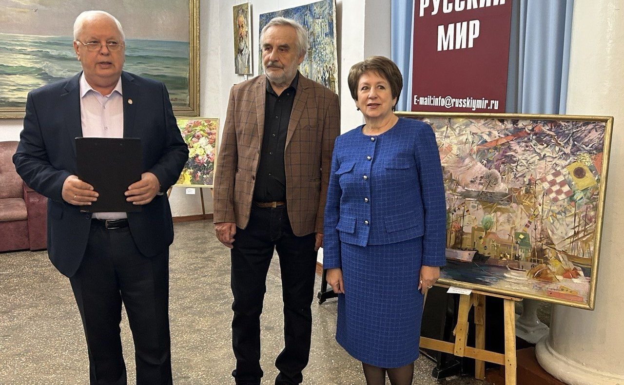 Екатерина Алтабаева выступила с приветственным словом на персональной выставке заслуженного деятеля искусств Севастополя, художника Николая Карпова «… и снова придет весна»