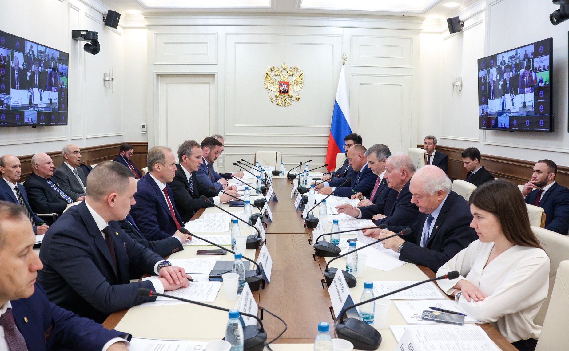 Круглый стол Комитета Совета Федерации по аграрно-продовольственной политике и природопользованию «Проблемы и перспективы развития мелиоративного комплекса Российской Федерации: законодательный аспект»