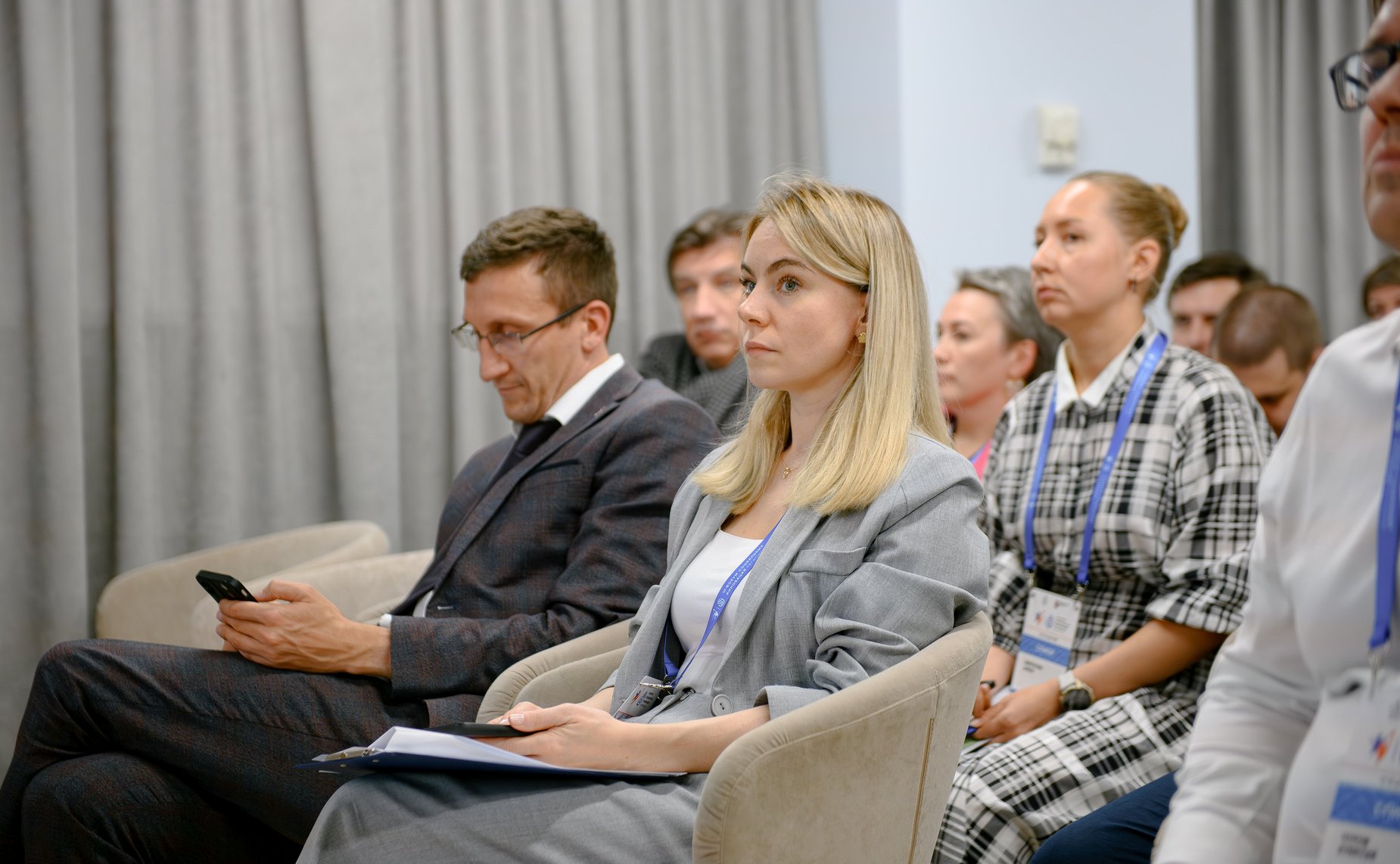 Дискуссионная площадка «Серебряный возраст: новые горизонты здоровья и активности». VI Форум социальных инноваций регионов