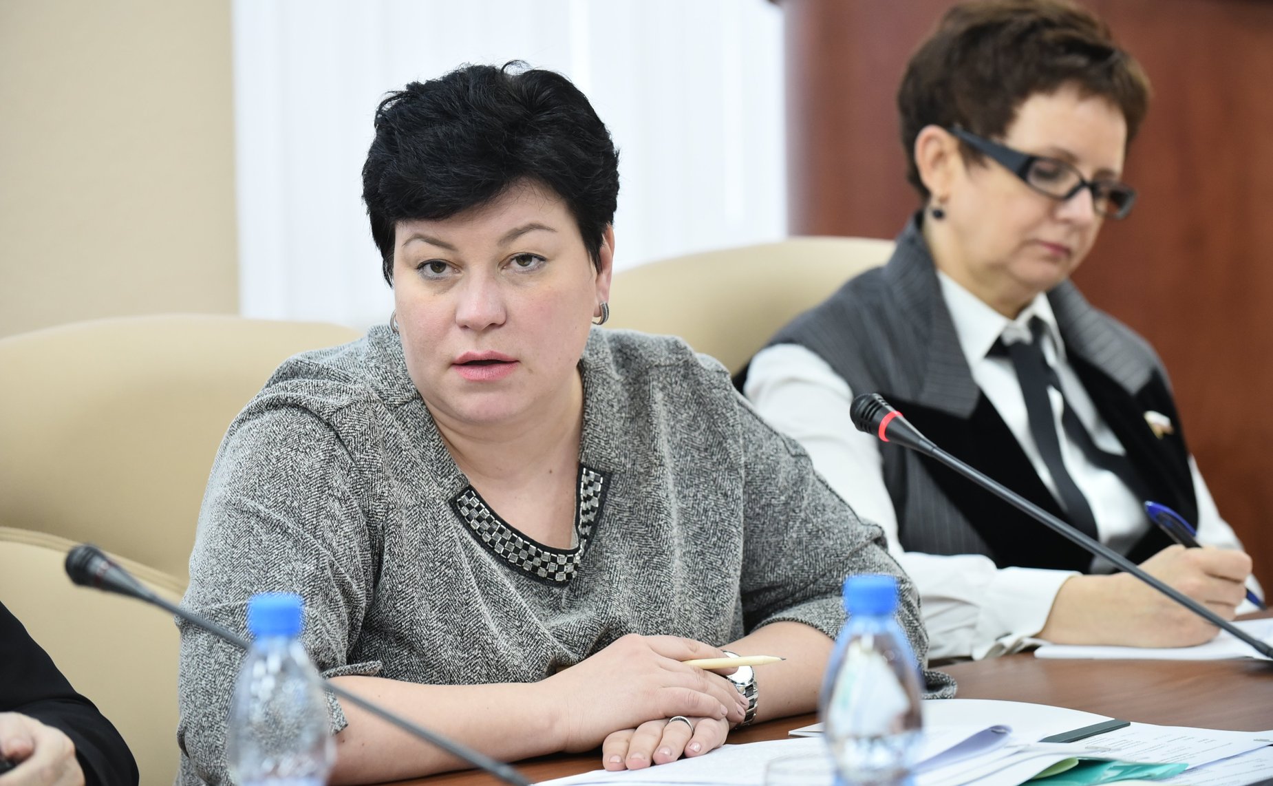 Л. Кононова