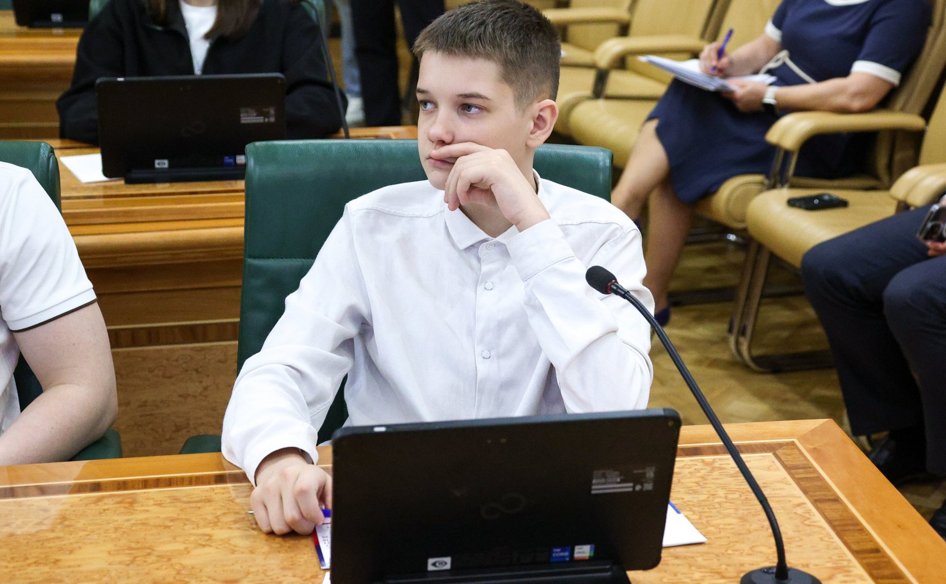 Встреча сенаторов РФ с детьми участников специальной военной операции