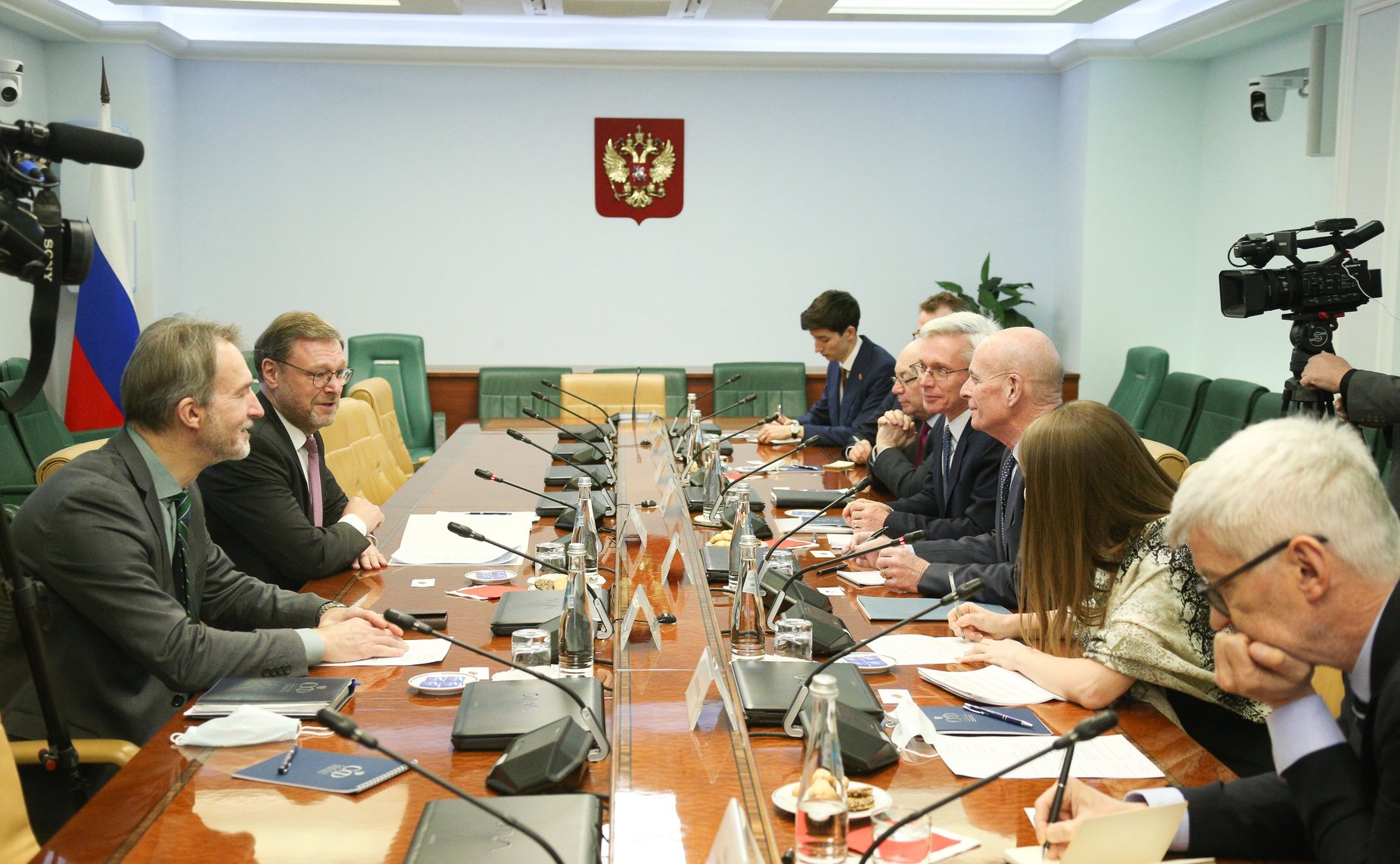 Встреча заместителя Председателя СФ Константина Косачева с делегацией Королевского объединенного института оборонных исследований