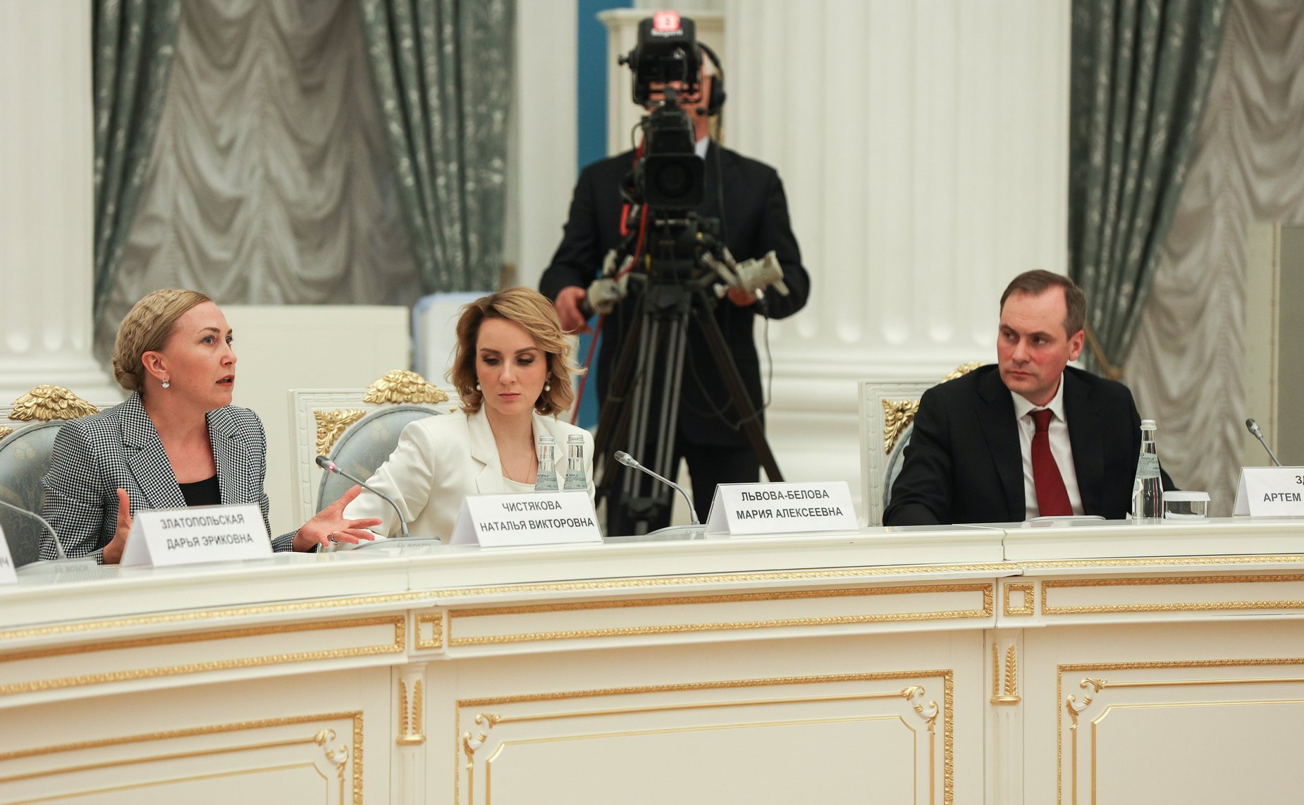 Заседание Совета при Президенте РФ по реализации государственной политики в сфере защиты семьи и детей