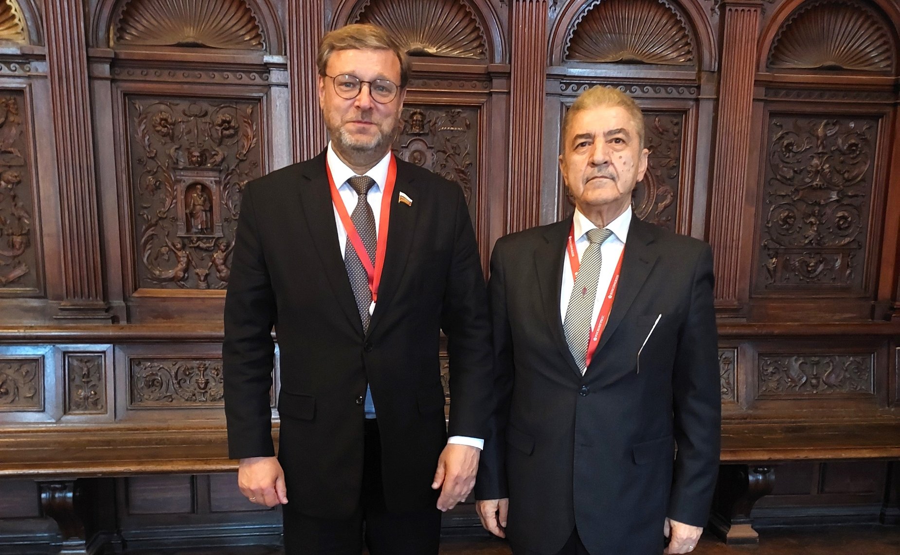 Заместитель Председателя Совета Федерации Константин Косачев провел встречу с заместителем Председателя Народного совета Сирийской Арабской Республики Акрамом Аджлани