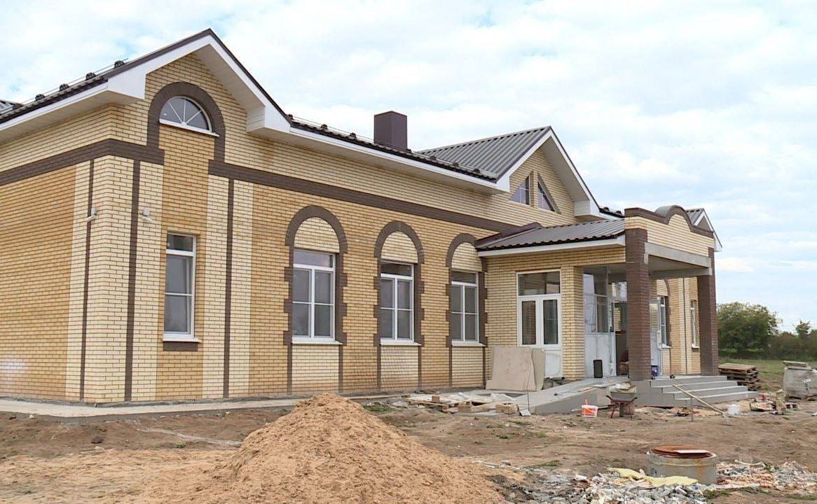 Николай Владимиров проинспектировал объекты культуры, которые строятся и модернизируются в Урмарском муниципальном округе