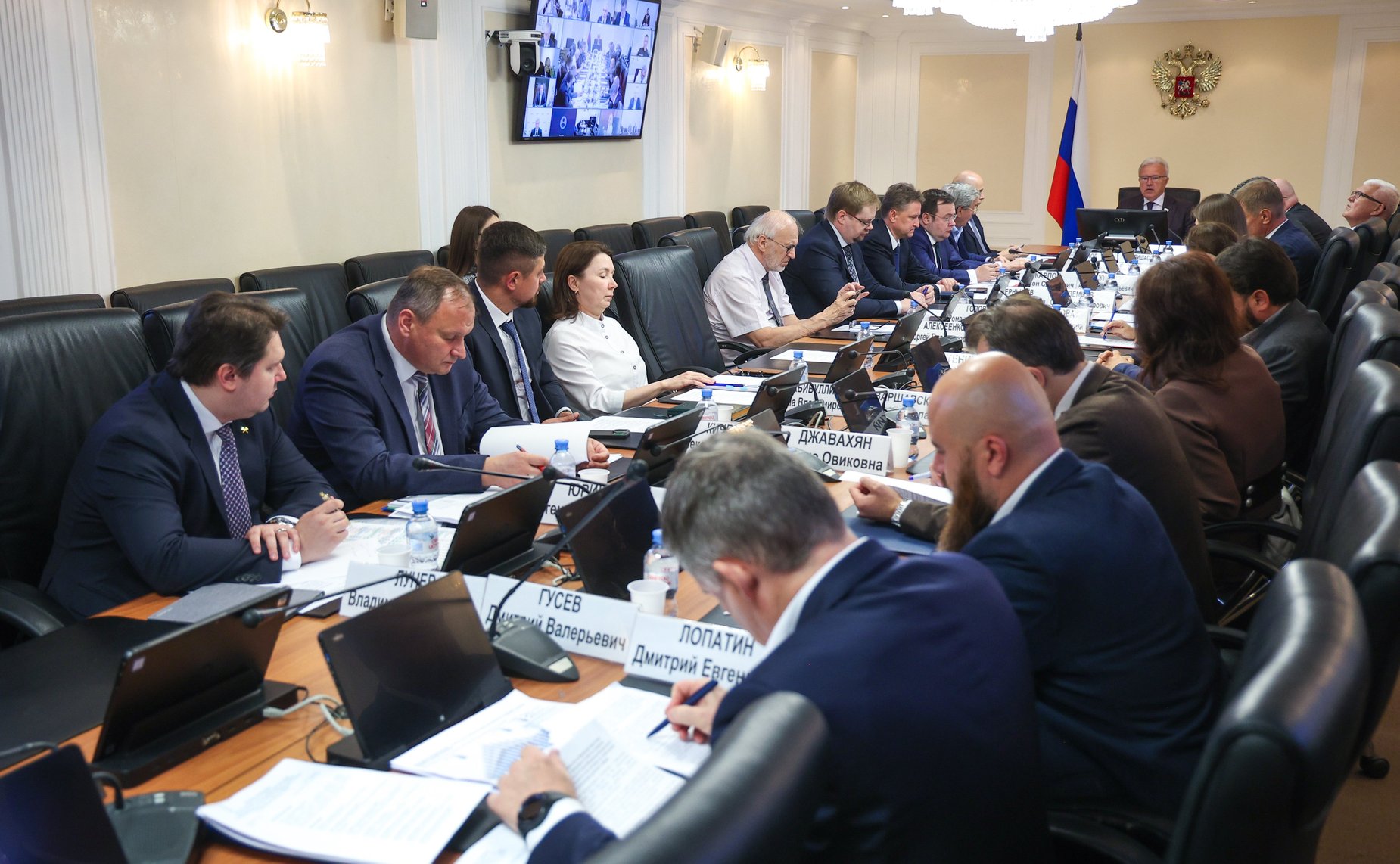 Рабочее совещание Совета по вопросам развития Сибири при Председателе Совета Федерации «О мерах по стабилизации ситуации в угледобывающих регионах Сибири»